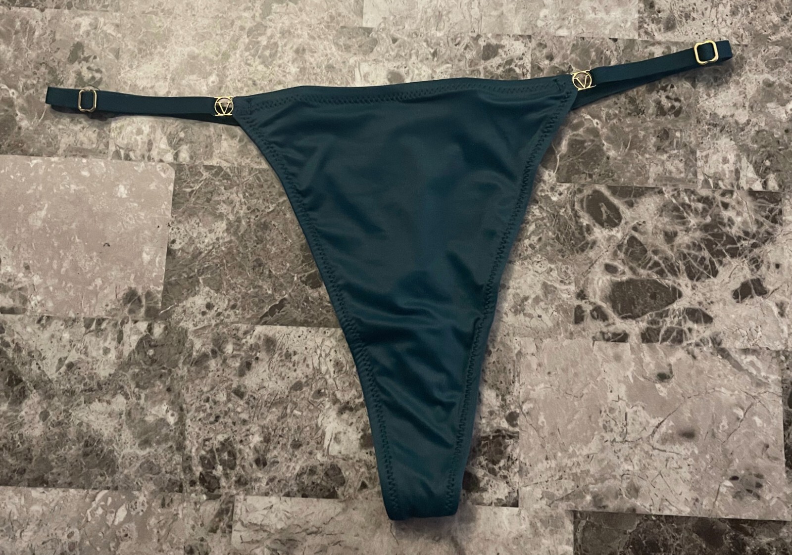 NWT VICTORIA’S SECRET DARK GREEN SMOOTH GOLD ADJUSTABLE STRAP THONG PANTIES