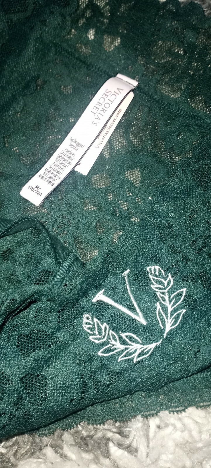 Victoria’s Secret lace hiphugger panty NEW medium ivy w/embroidered logo