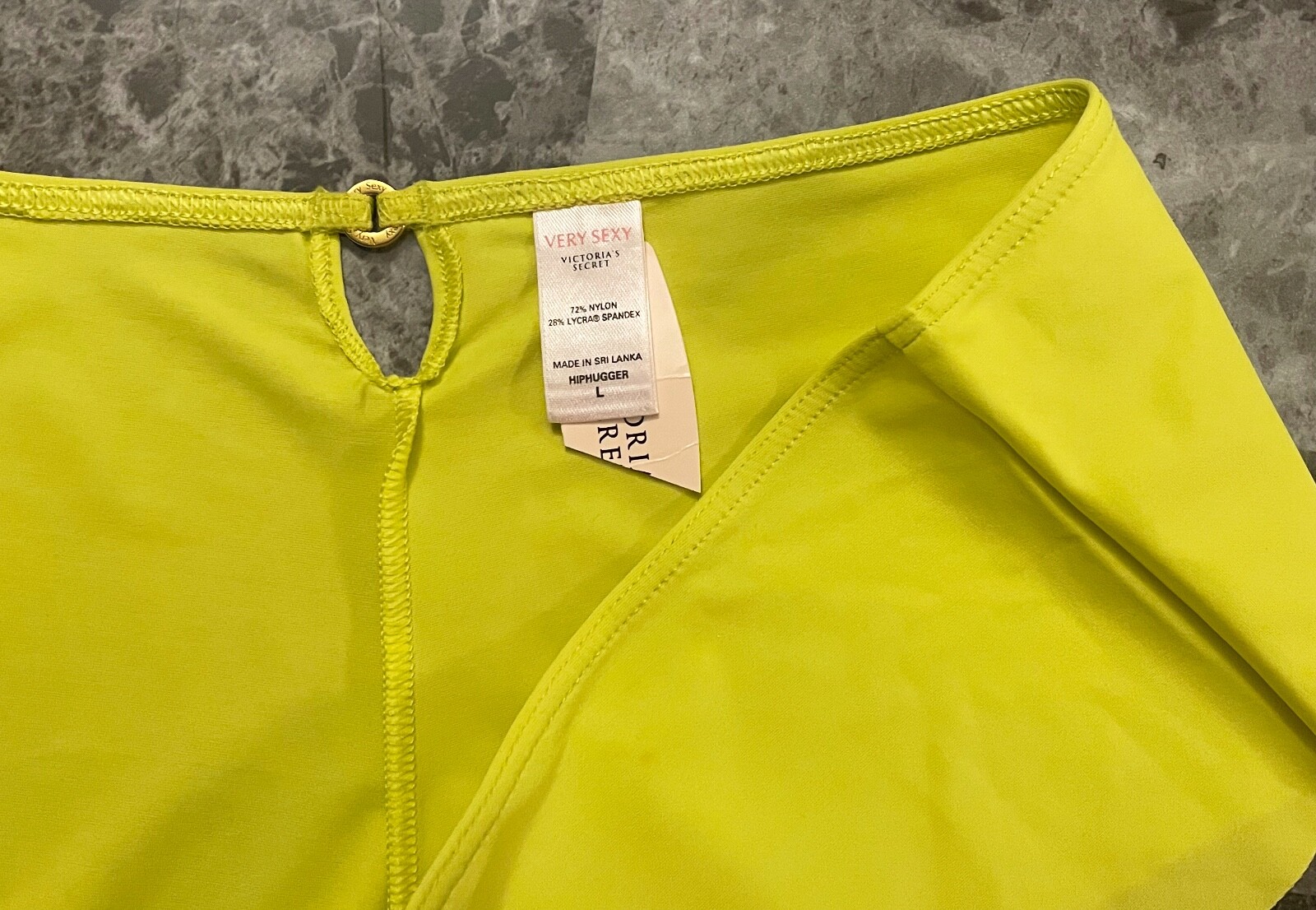 VICTORIA’S SECRET L NEON YELLOW KEYHOLE NO SHOW VINTAGE RARE HIPHUGGER PANTIES
