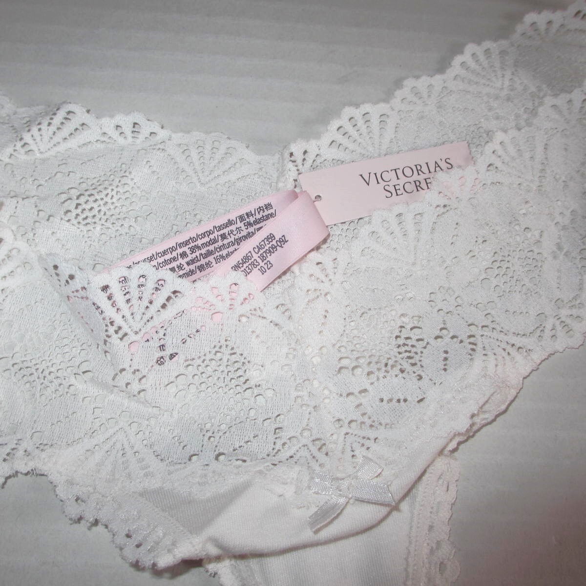 Victoria’s Secret Cotton Thong Panty SIZE XL Crochet Lace Coconut White Soft