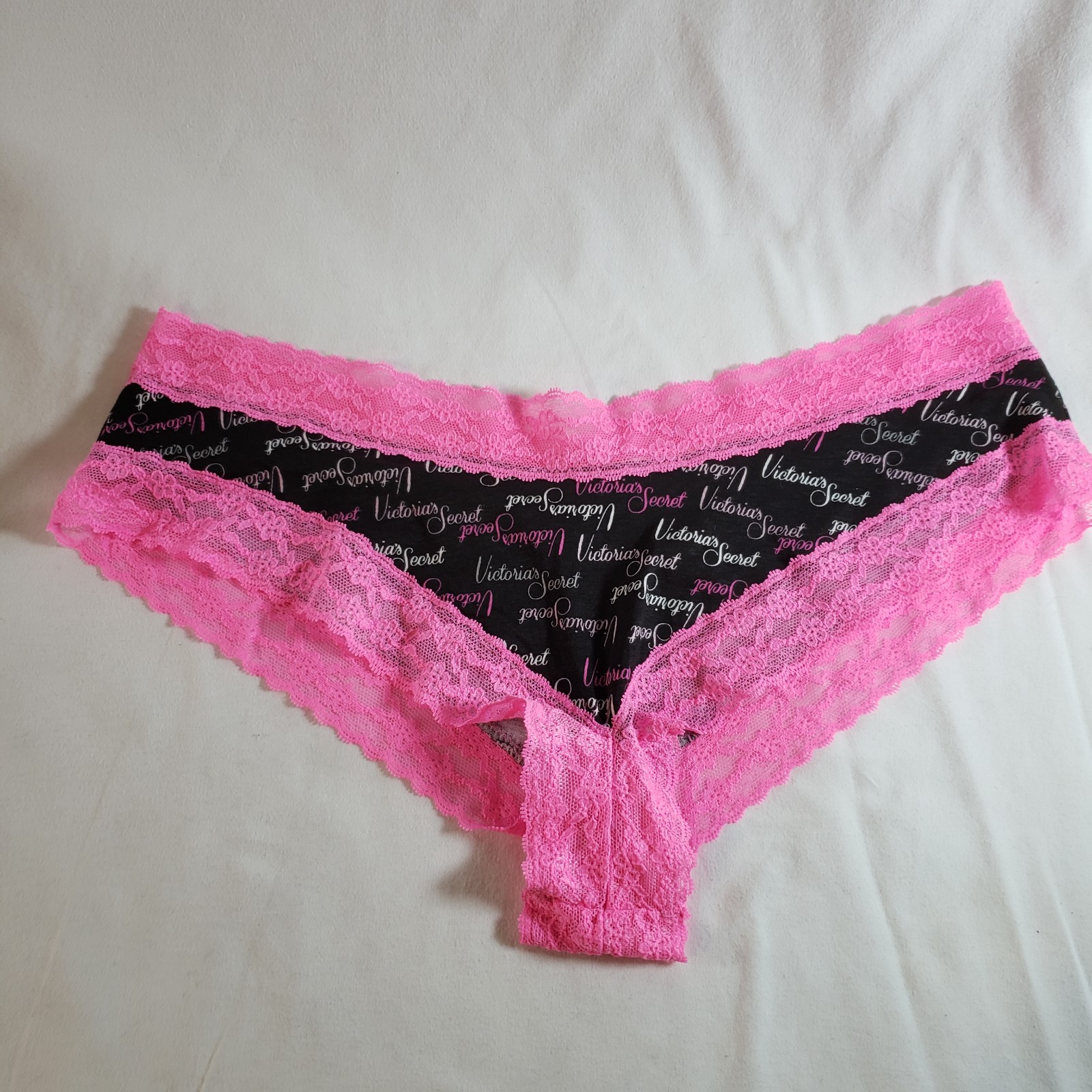 Victoria’s Secret Cheeky Large Black Pink Signature Lace Cotton Blend