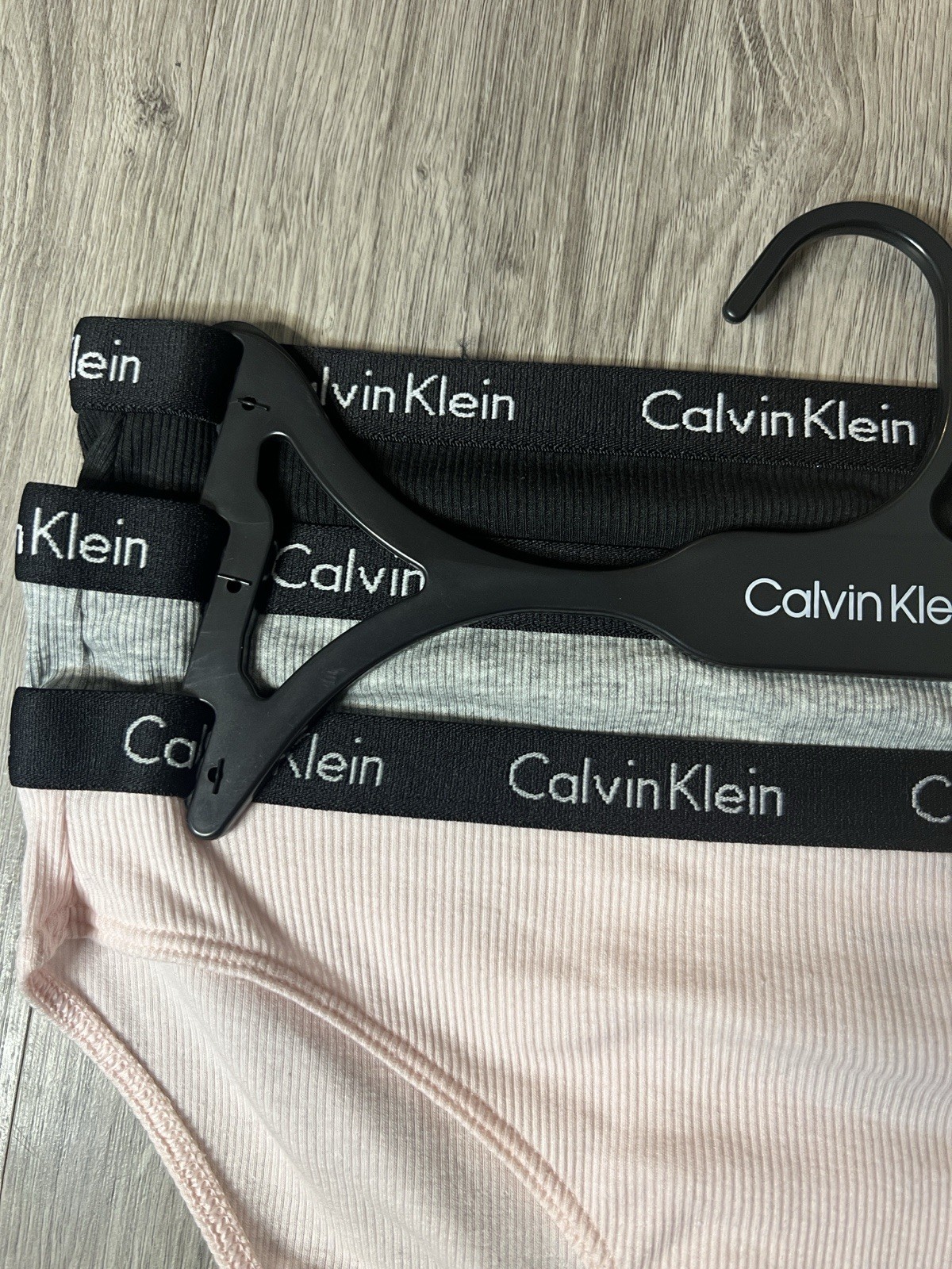 Calvin Klein Ribbed Stretch Bikini Panties 3-Pack Logo Solid Multicolor S
