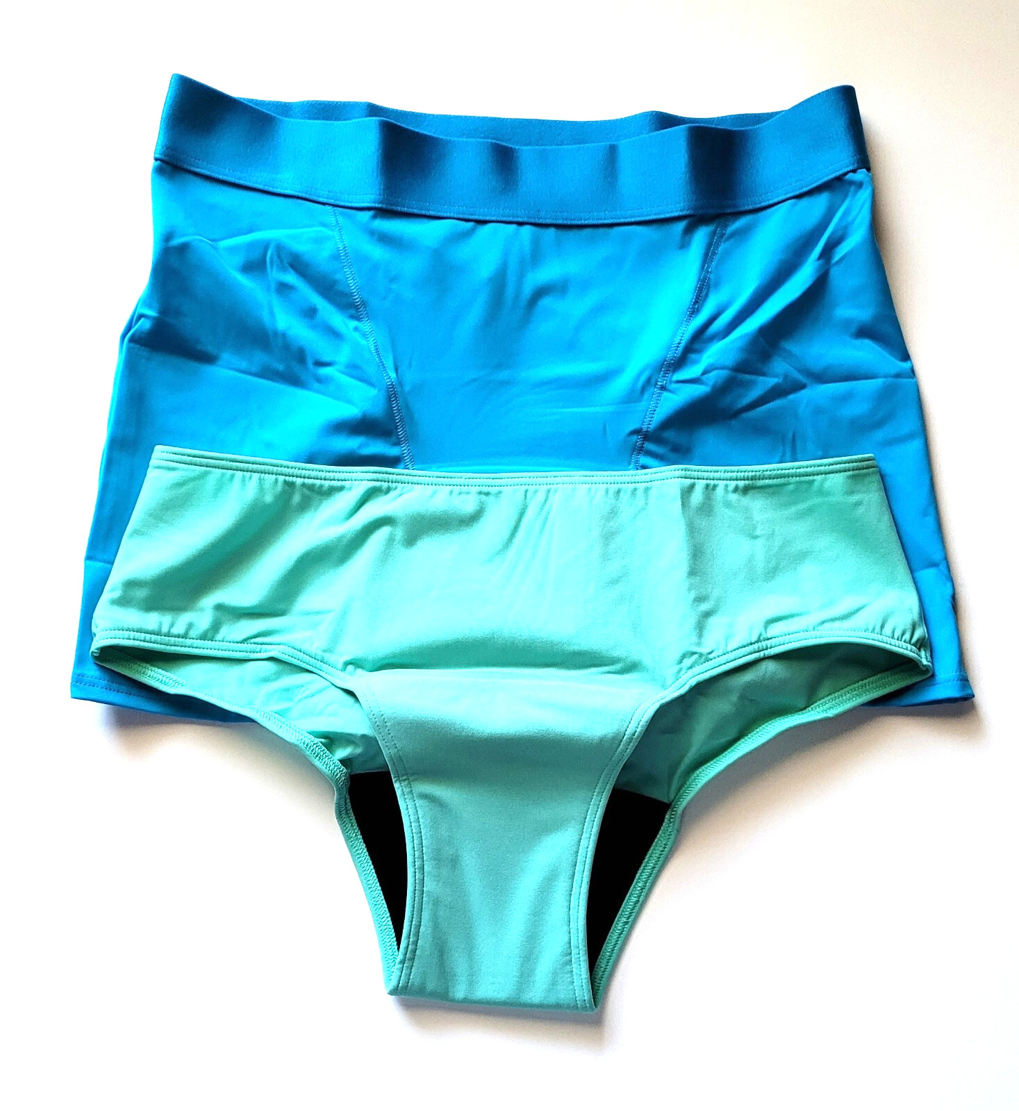 New W/Tag VS/Pink 2 Pieces Reusable Period Underwear Boyshort Hipster Small Size