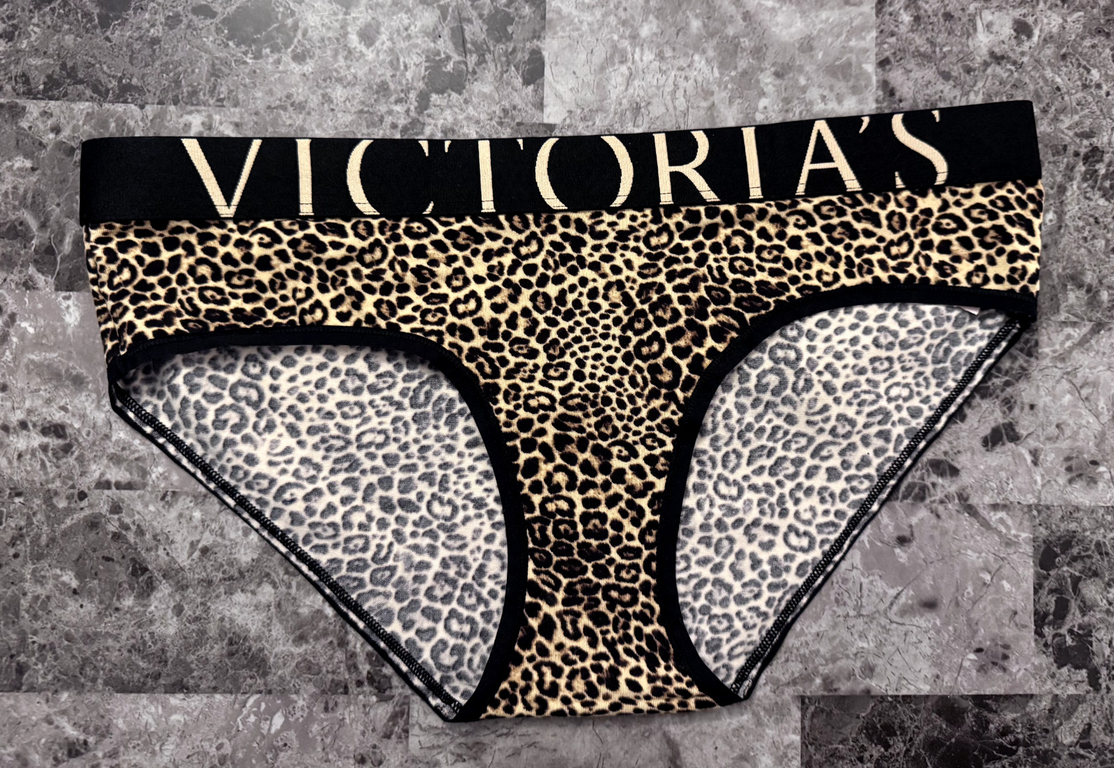 NWT VICTORIA’S SECRET LEOPARD CHEETAH THICK EXPLODED LOGO BAND HIPHUGGER PANTIES