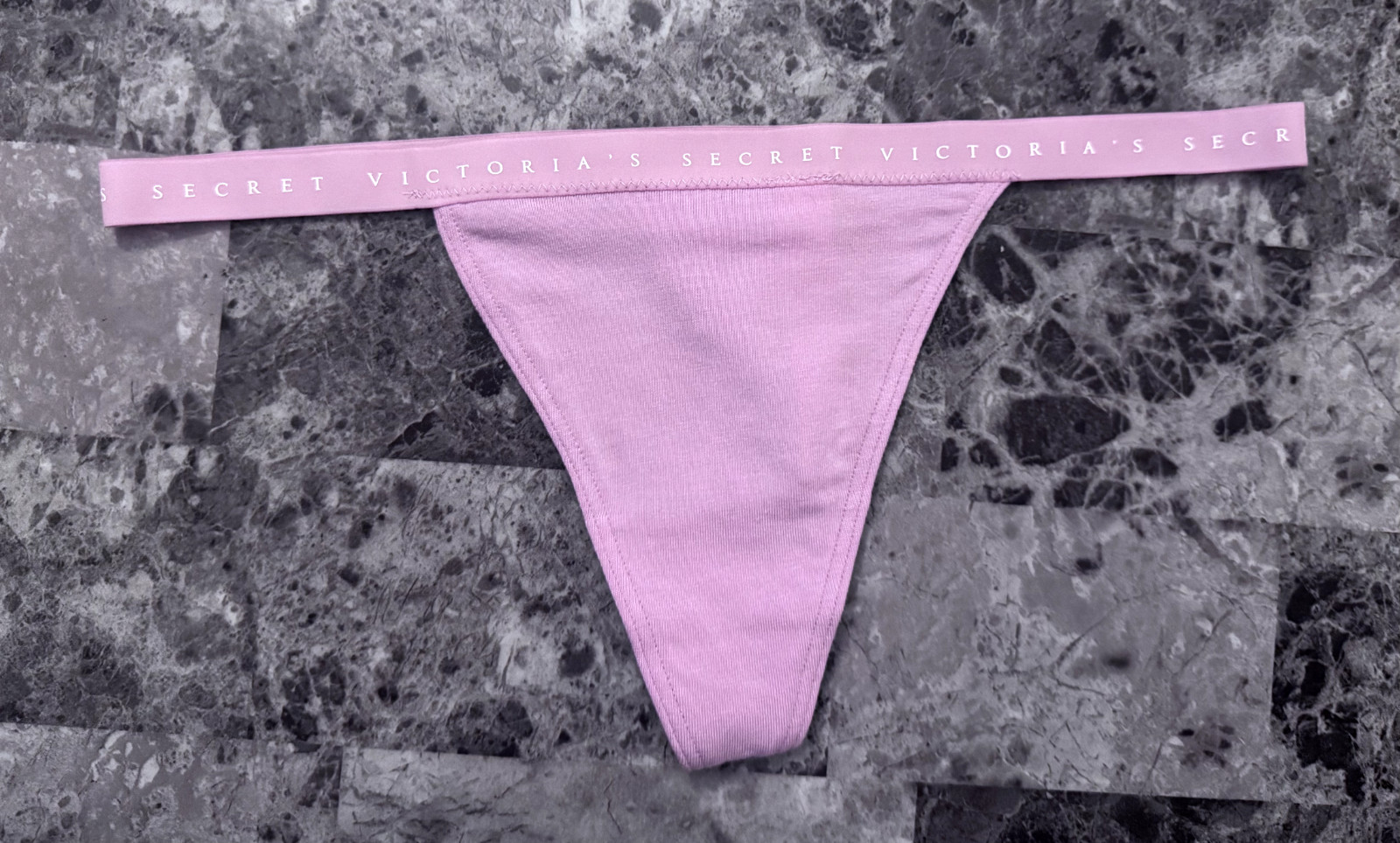 NWOT VICTORIA’S SECRET LILAC LAVENDER LIGHTWEIGHT WAISTBAND V STRING PANTIES