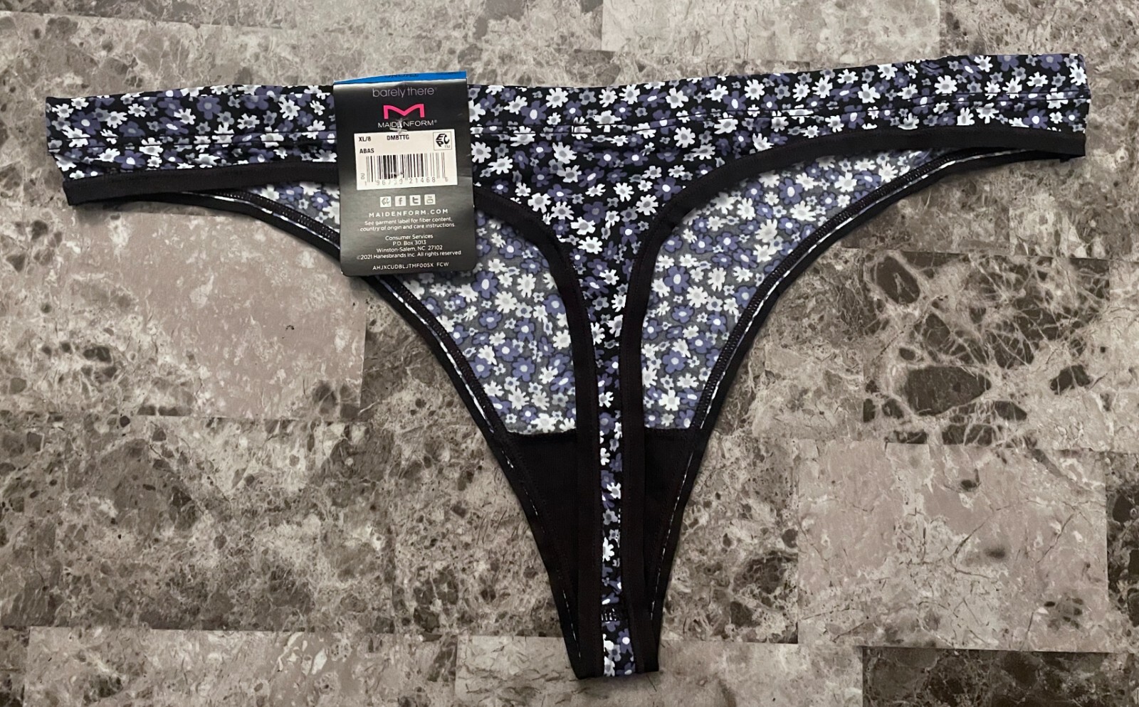 NWT MAIDENFORM XL BLACK BLUE GRAY FLORAL SMOOTH BARELY THERE THONG PANTIES