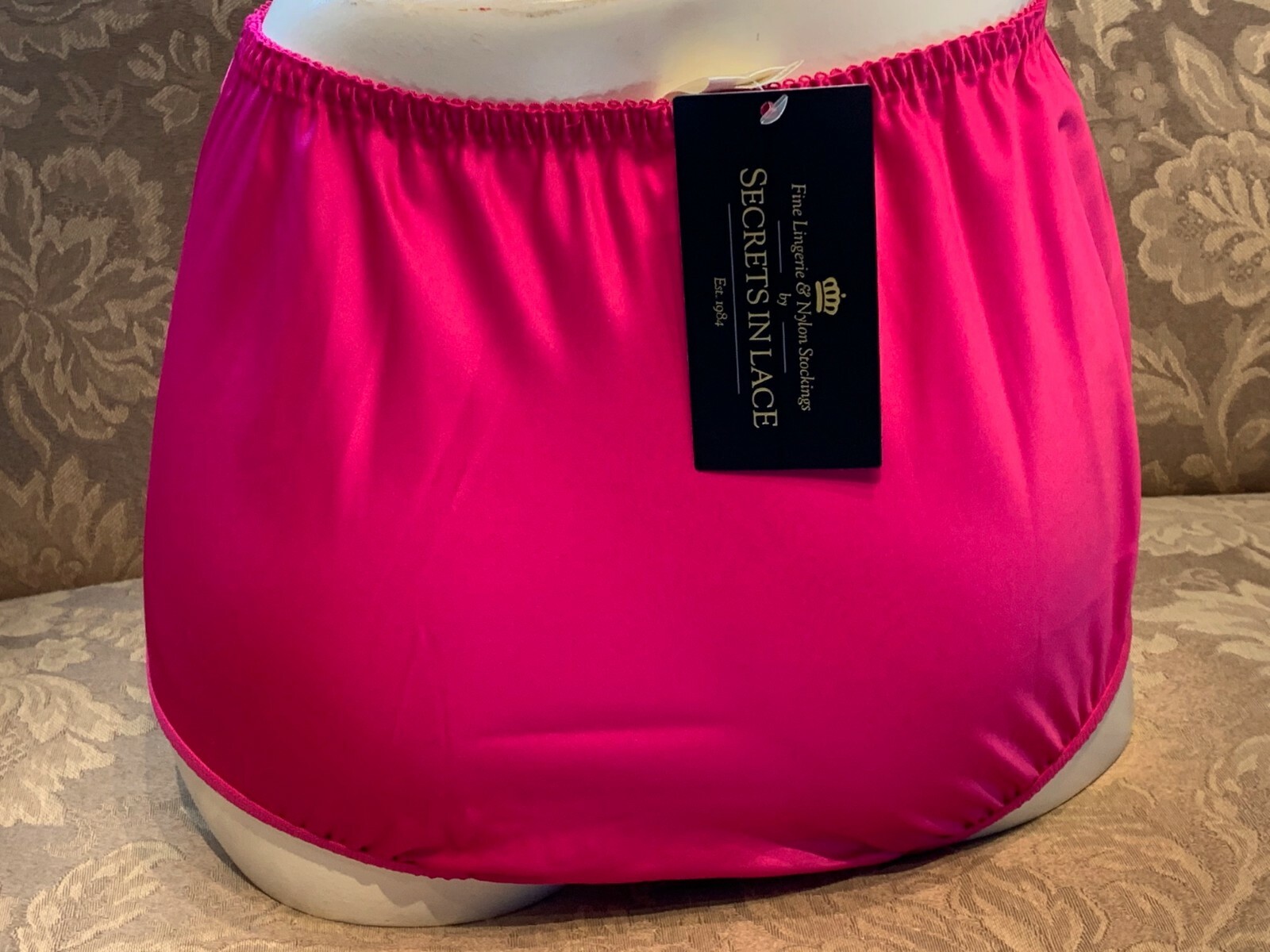 SECRETS IN LACE ~ FUCHSIA PINK ~ SATIN PIN-UP FULL BRIEF PANTIES ~ SIZE SMALL