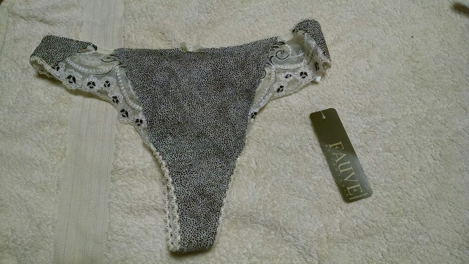 Fauve by Fantasie 0137 Natalia Thong UK Sz Smll/ US Sz Smll or 6 Tiramist NWOT