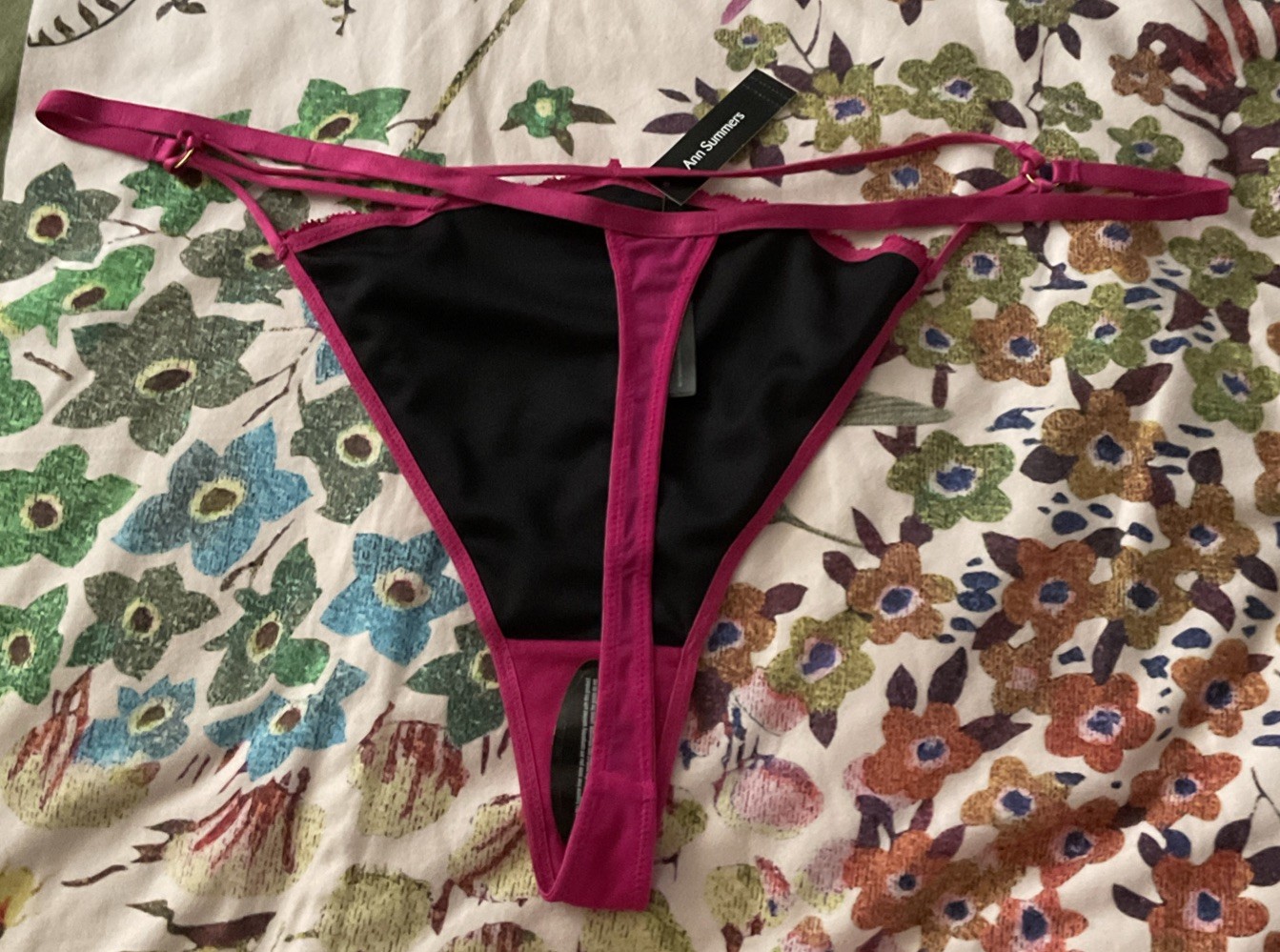Ann Summers- The Lasting Lover – Thong – Size 20 — New With Tags Pink – Black
