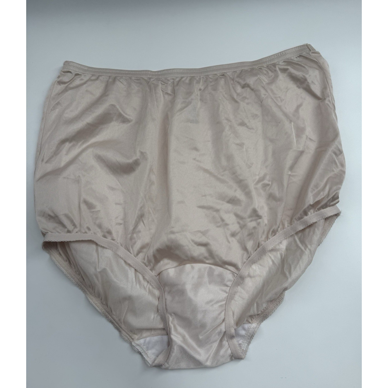 1pc Vanity Fair Women Perfectly Yours Tailored Ravissant Brief W/out tag *READ