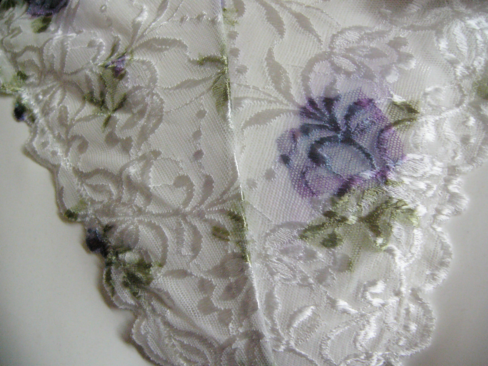 Short Stories white ivory lace thong knickers with purple floral pattern Size 12