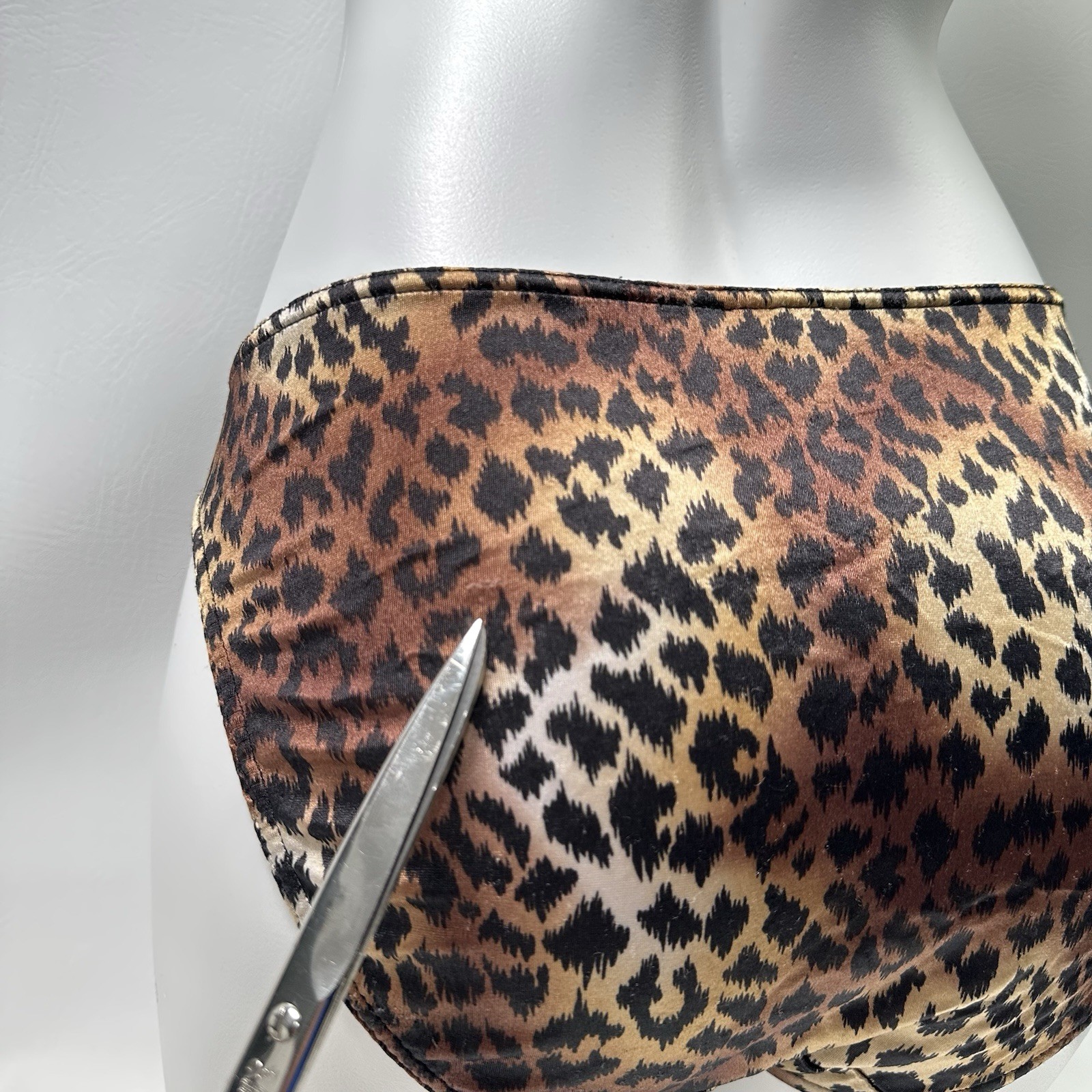 Vintage 2002 Victoria’s Secret Bikini Brief Panties M Leopard Print Satin Y2K