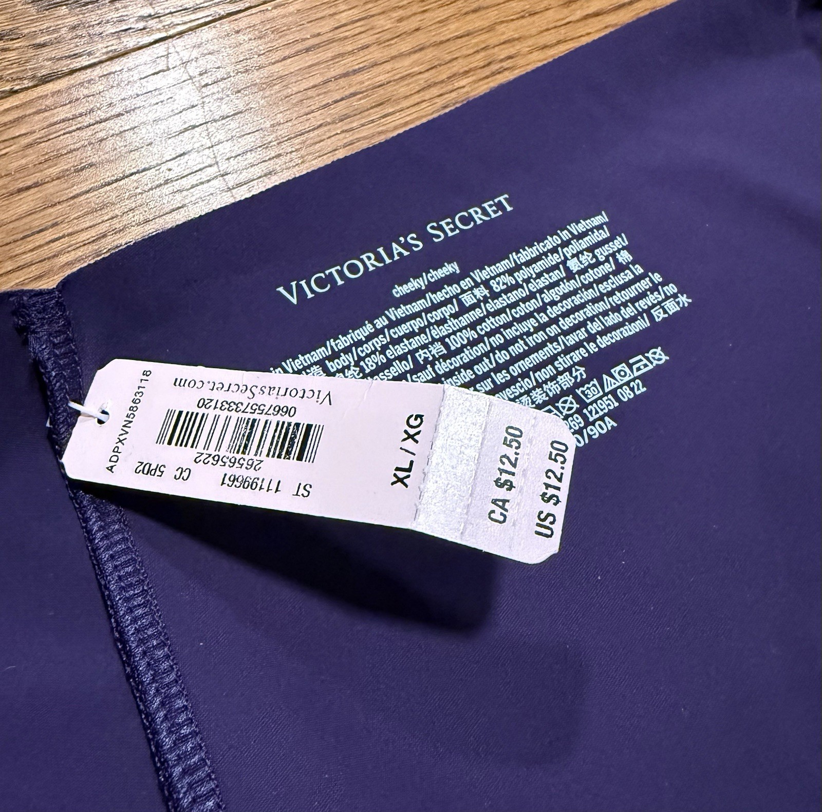 Victoria’s Secret Women’s No Show Cheeky Gothic Purple Panty Size XL NWT