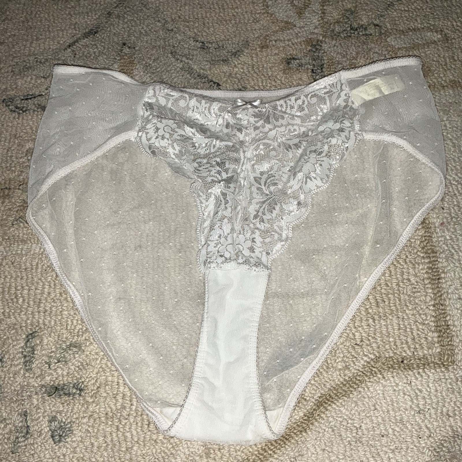 Vintage 80s 90s Victoria’s Secret High Cut Panties XL White Lace Gold Label Tag