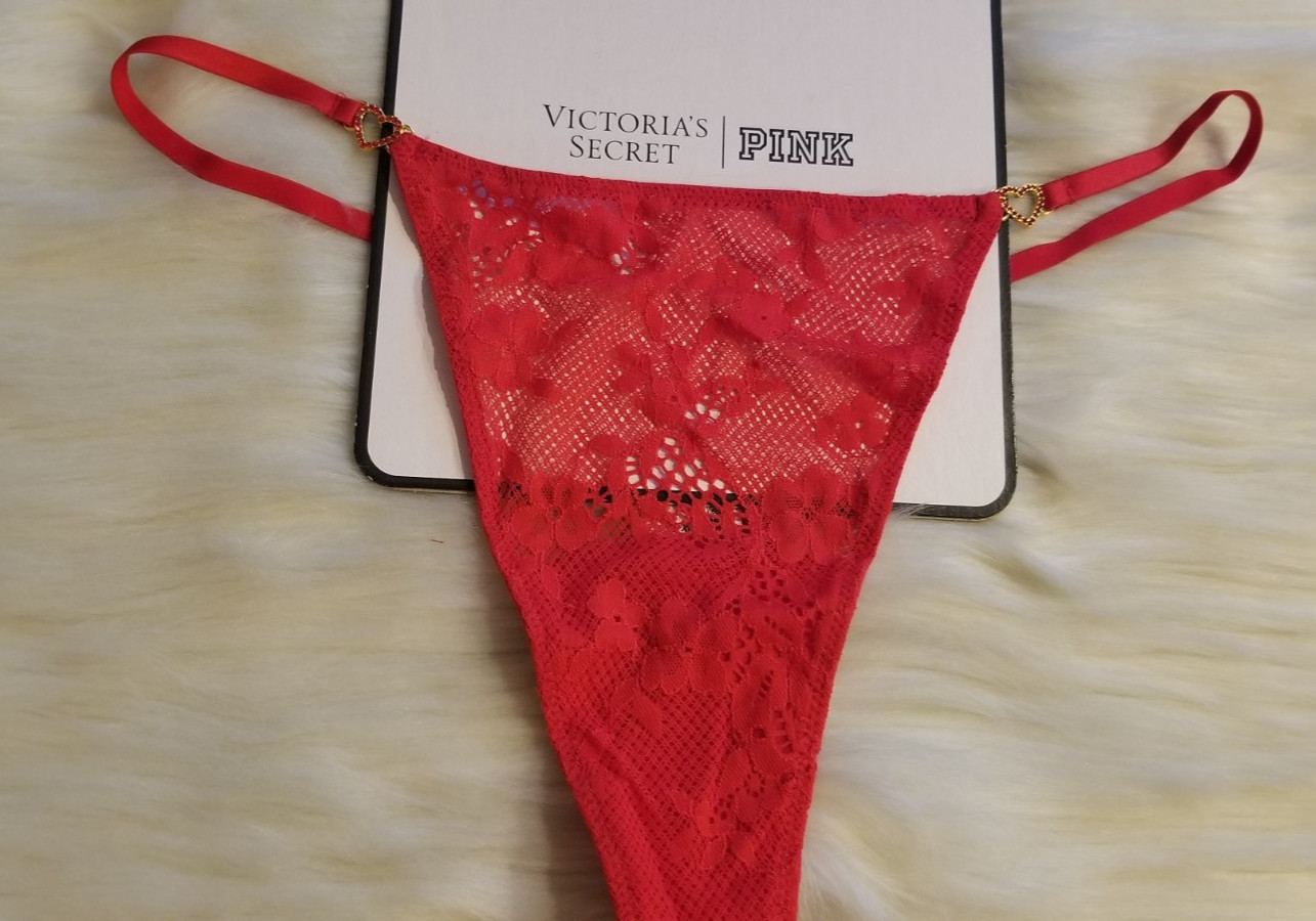 VICTORIA’S SECRET DREAM ANGELS HEART HARDWARE LACE THONG PANTY XL RED NWT