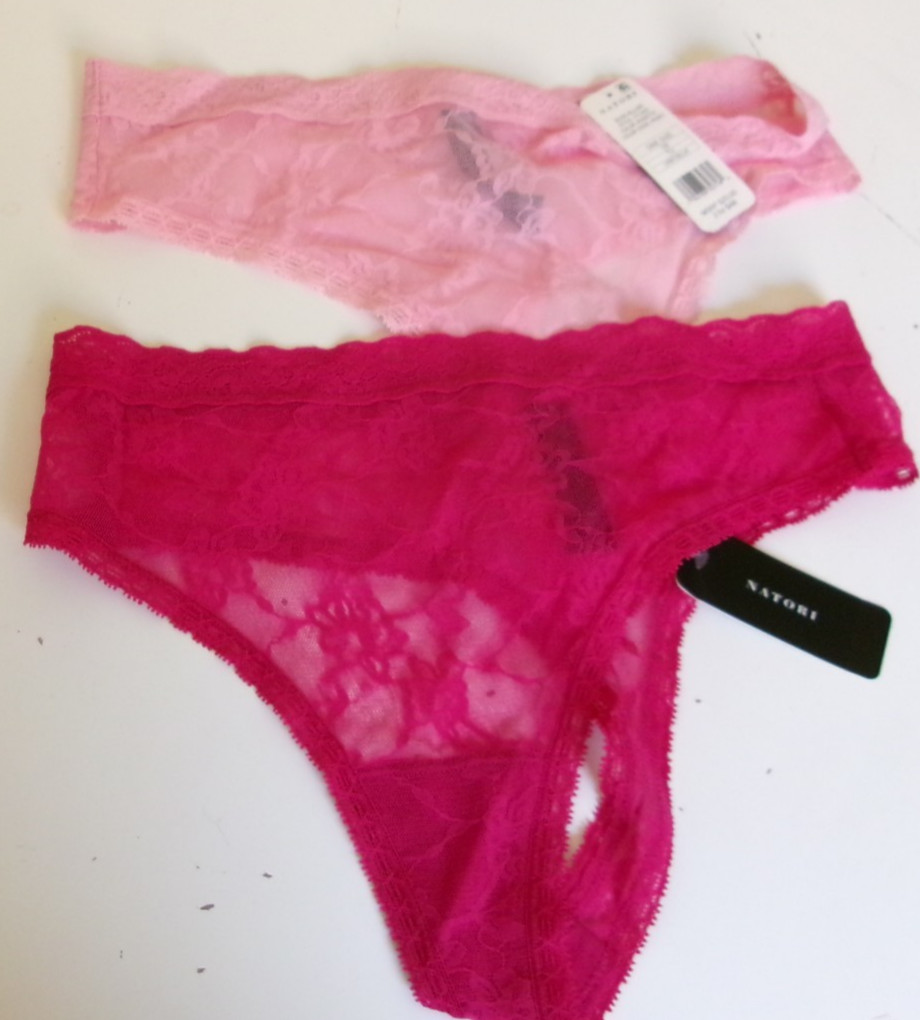 Two Natori Lace Thongs One Size fits most Style 771303 Red and Pink
