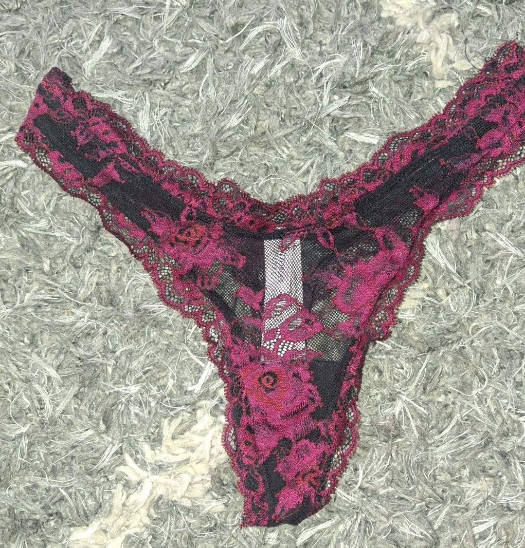 VS 2 tone Lace High Leg Thong NEW SIZE Small
