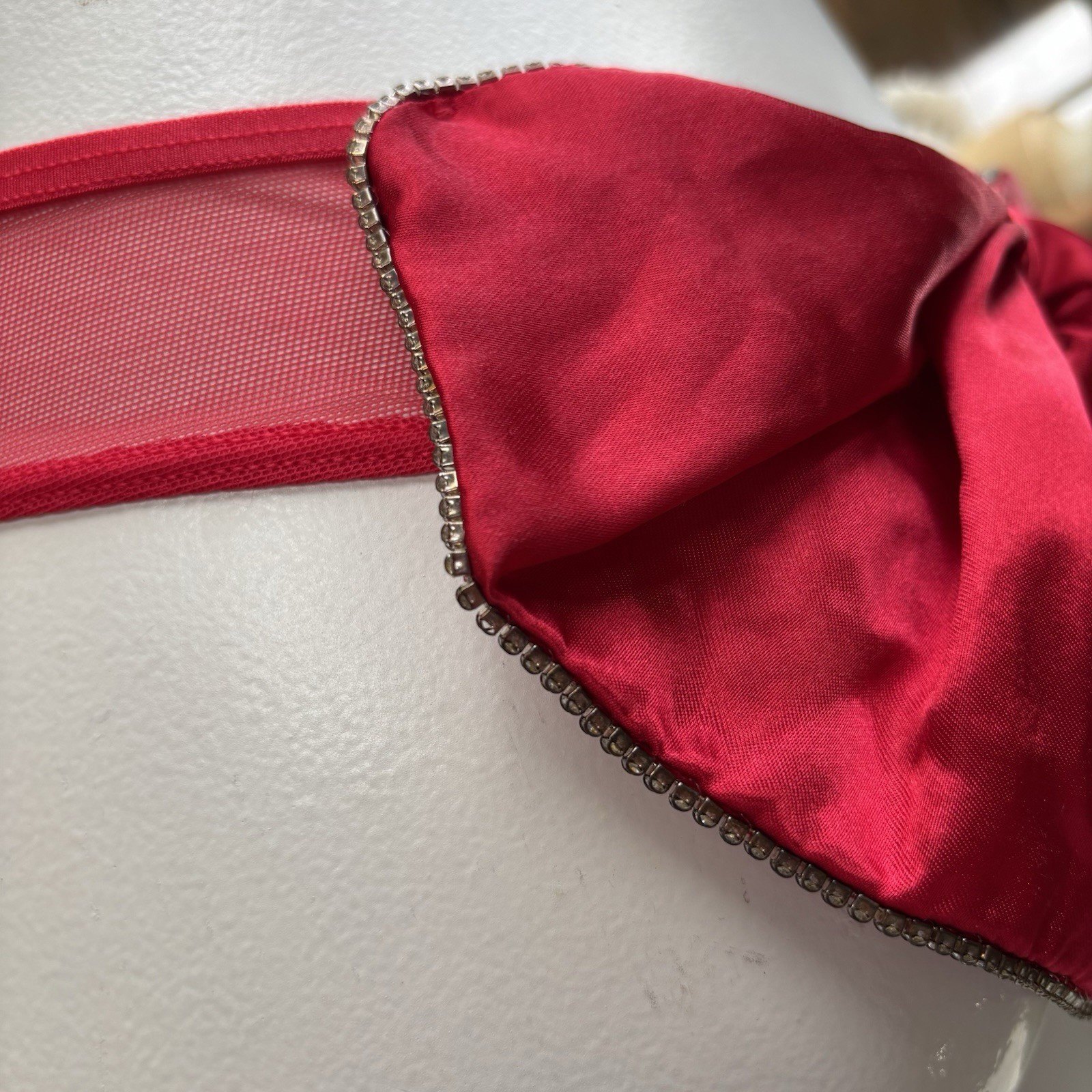 Victoria’s Secret Thong Panty Silky Rhinestones Gem Bow Red Shiny Large NWOT