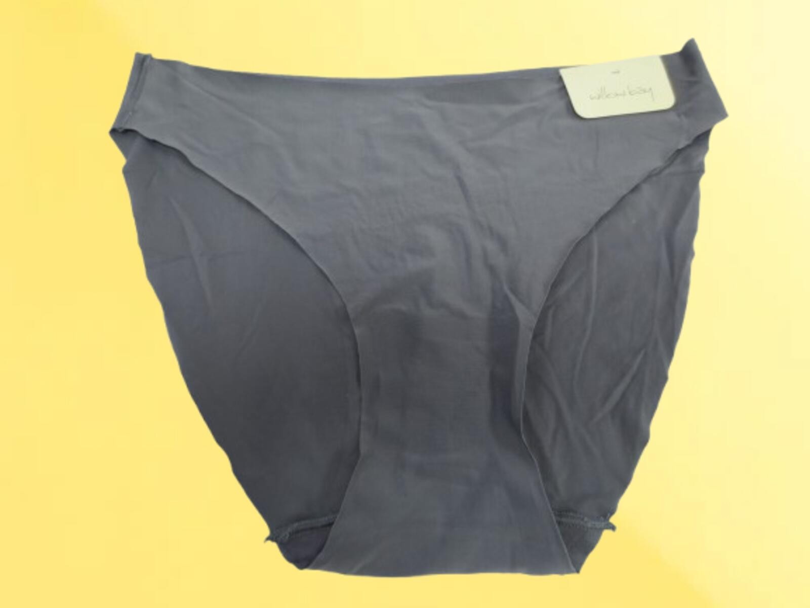VICTORIA’S SECRET & PINK PANTIES ASSORTED STYLES NWT SIZE: M 7PCS SET