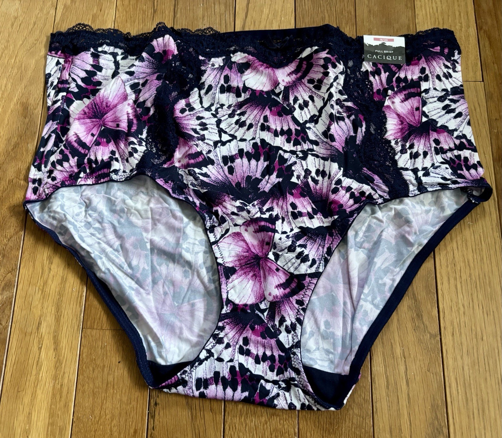 Plus Size 18/20 Lane Bryant Cacique Lace Trim Full Brief Panty Lilac Butterfly