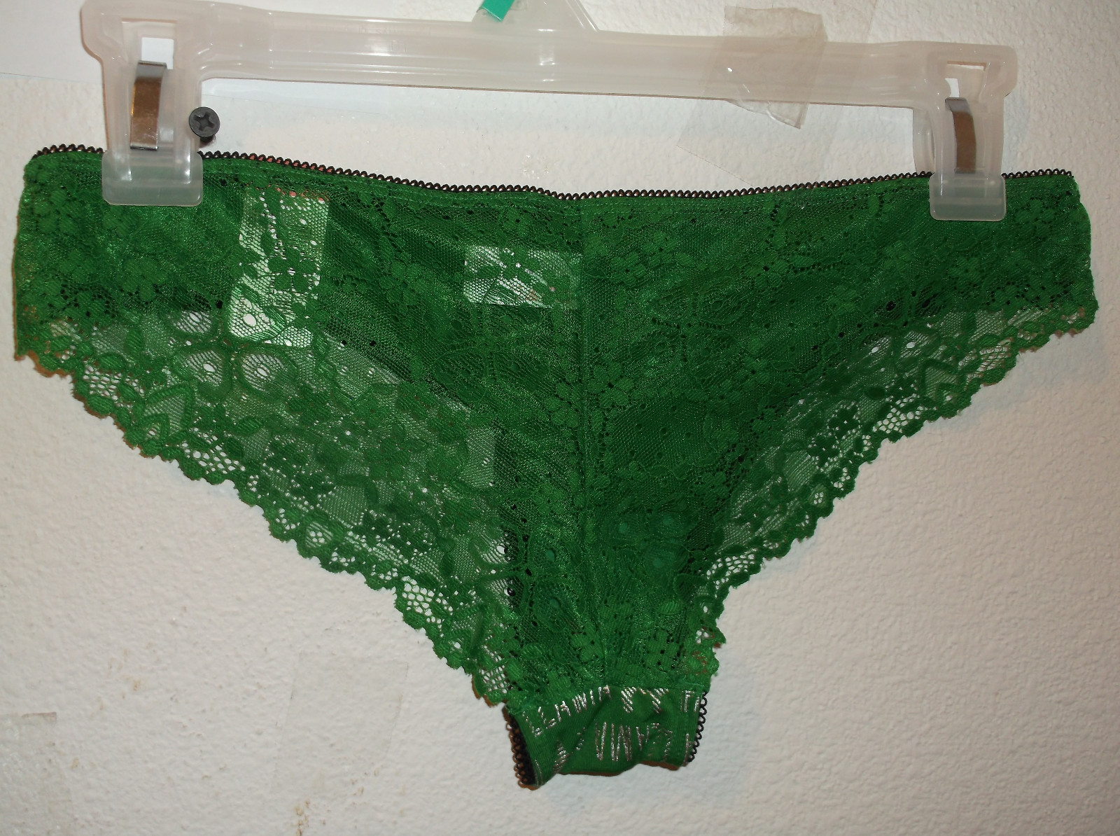 NEW PAIR OF LADY’S FLIRTITUDE GREEN SILVER PRINT CHEEKY PANTIES ELASTIC WAIST