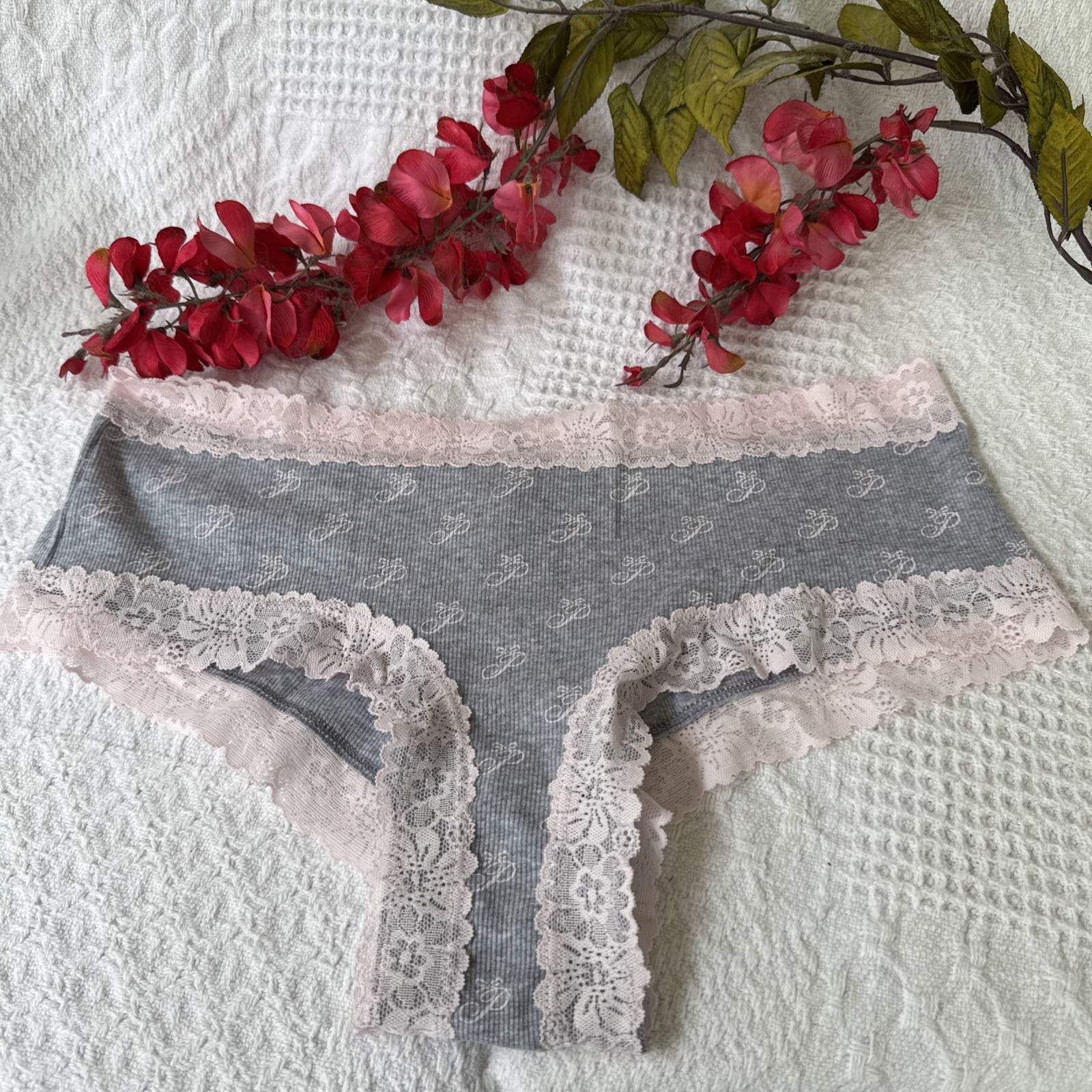 VICTORIA’S SECRET PINK L CHEEKY LACE PINK GRAY COTTON PANTIES NWT