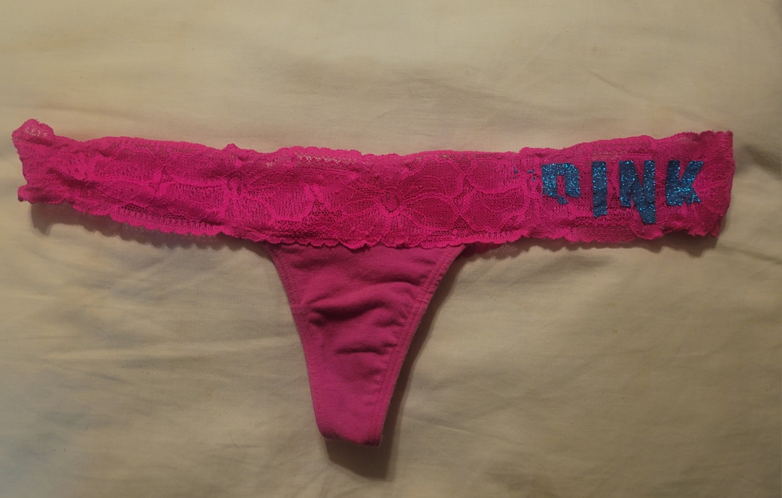 PINK Lace Thong Panties Logo Accent Women’s Pink Size S 1 Pack