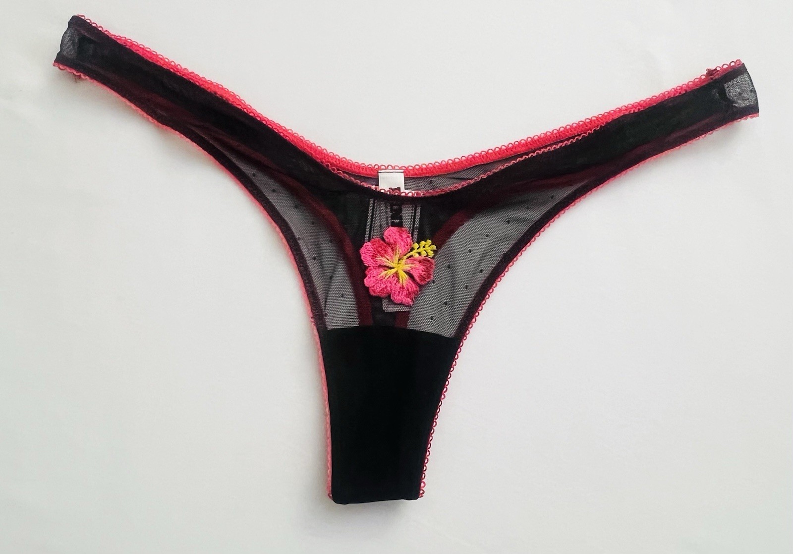 VICTORIA’S SECRET PINK Wink High Leg Hibiscus Embroidery Thong Panty Small