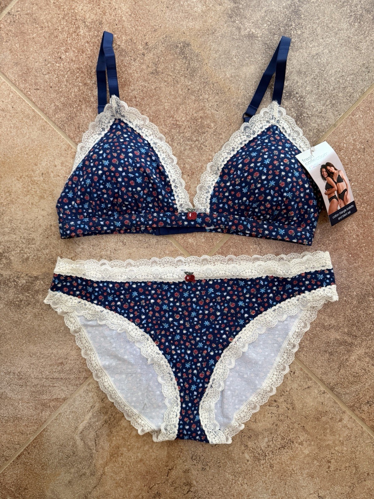 Women’s Fruit Of The Loom Cotton Bralette & Bikini Underwear Size Large NWT Lace