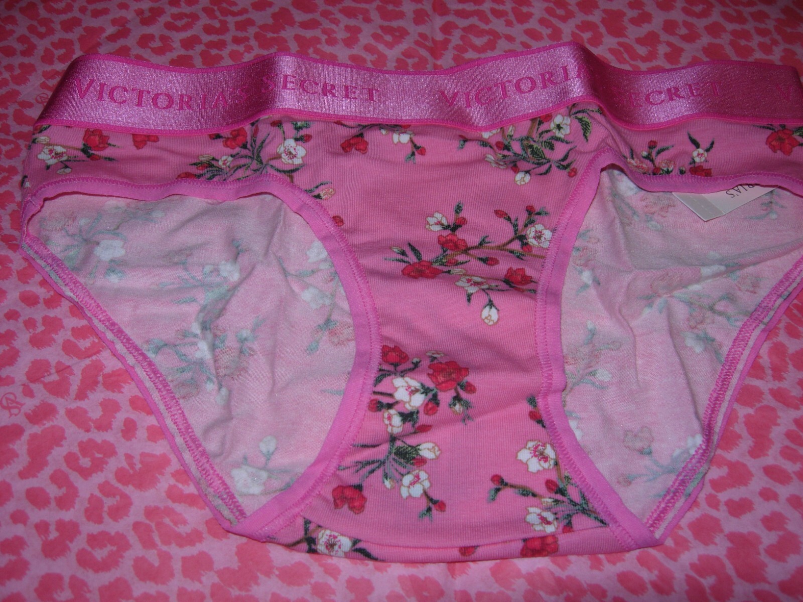 Victoria’s Secret Sexy Hiphugger Panties Smooth LOGO Hollywood Pink Blossoms NWT