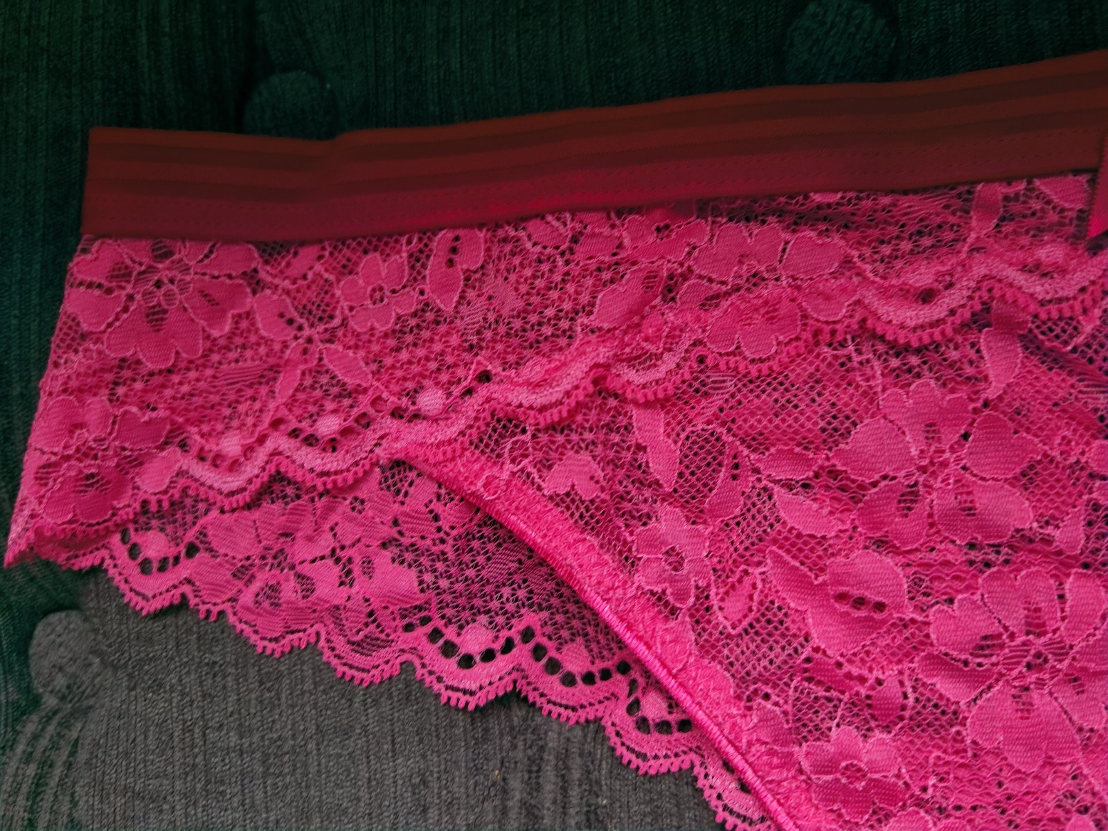 Freya Offbeat Bright Pink Lacey Brazilian Brief Size Large Or UK 14