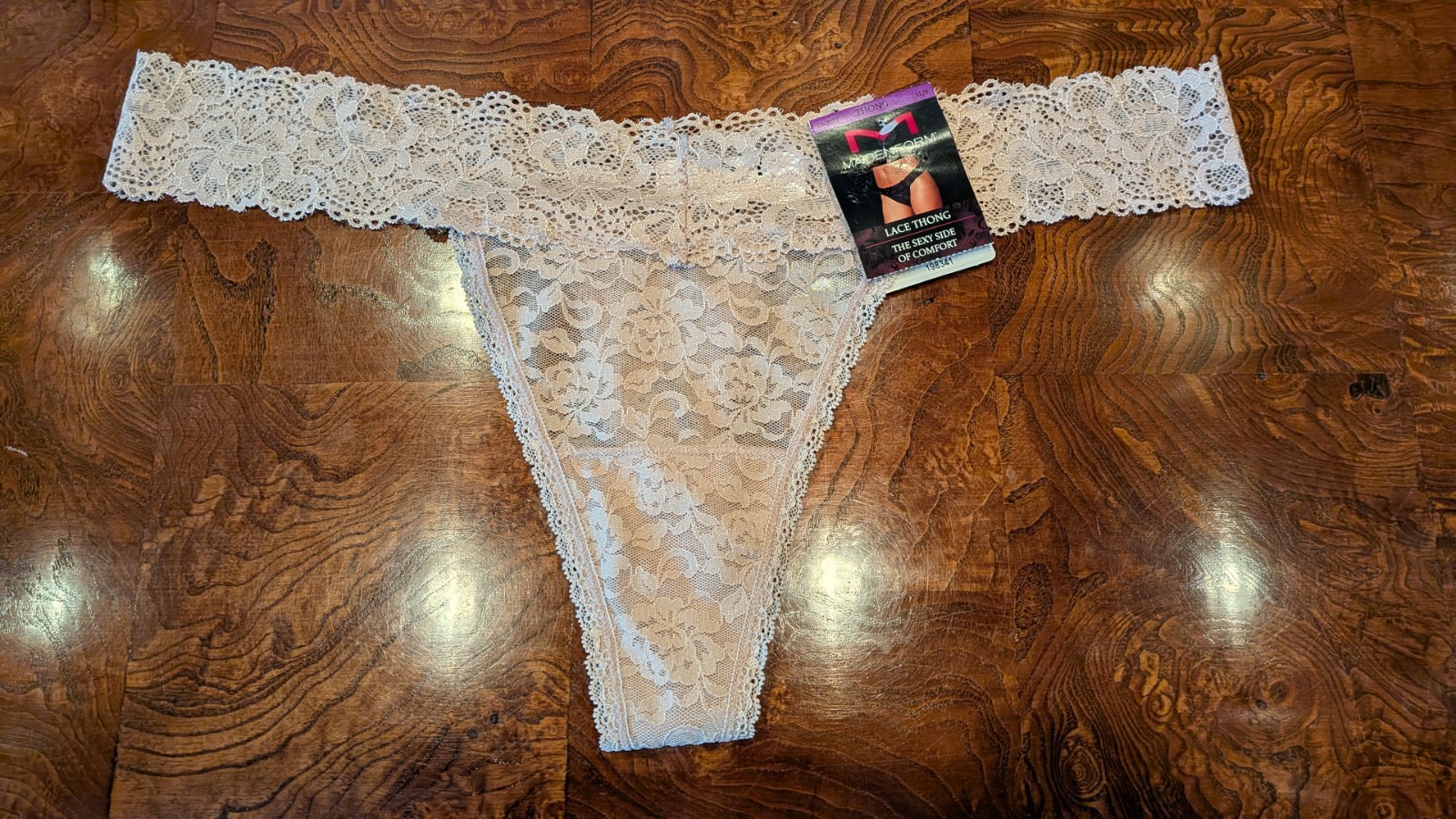NWT Maidenform DMESLT Sexy Side Of Comfort Lacey Thong Very Light Pink 2XL /9