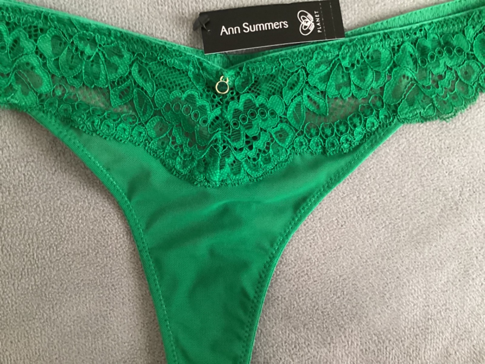 ANN SUMMERS Sexy Lace Planet Bright Green Thong Sz 6 Hanging Jewel – BNWT