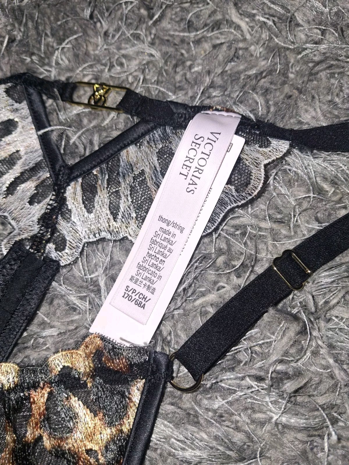 Vs Very sexy logo hardware Keyhole Embroidered Leopard thong Panty NEW Small
