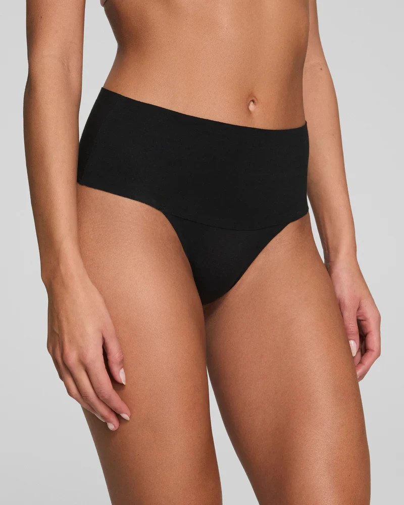 New Women’s SPANX SP0115 Very Black Undie Tectable Thong Panty Size: S NWT