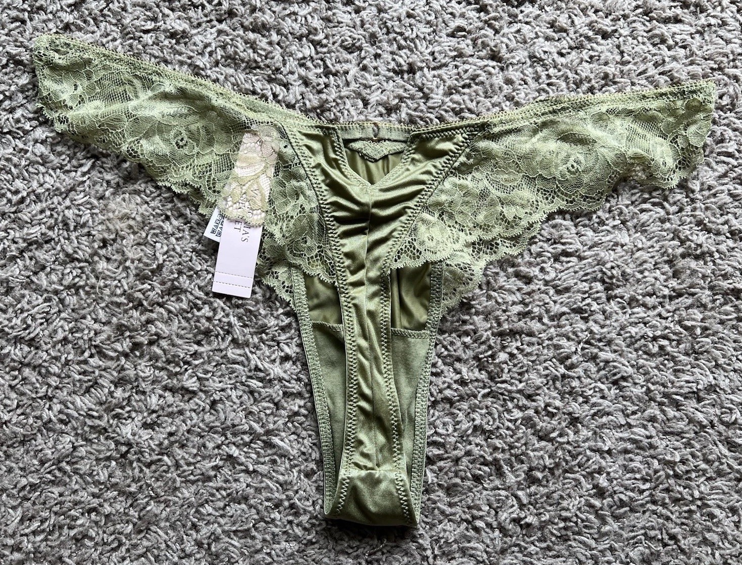 NWT Victoria’s Secret Very Sexy High Leg Lace Trim Thong Panty Green XL