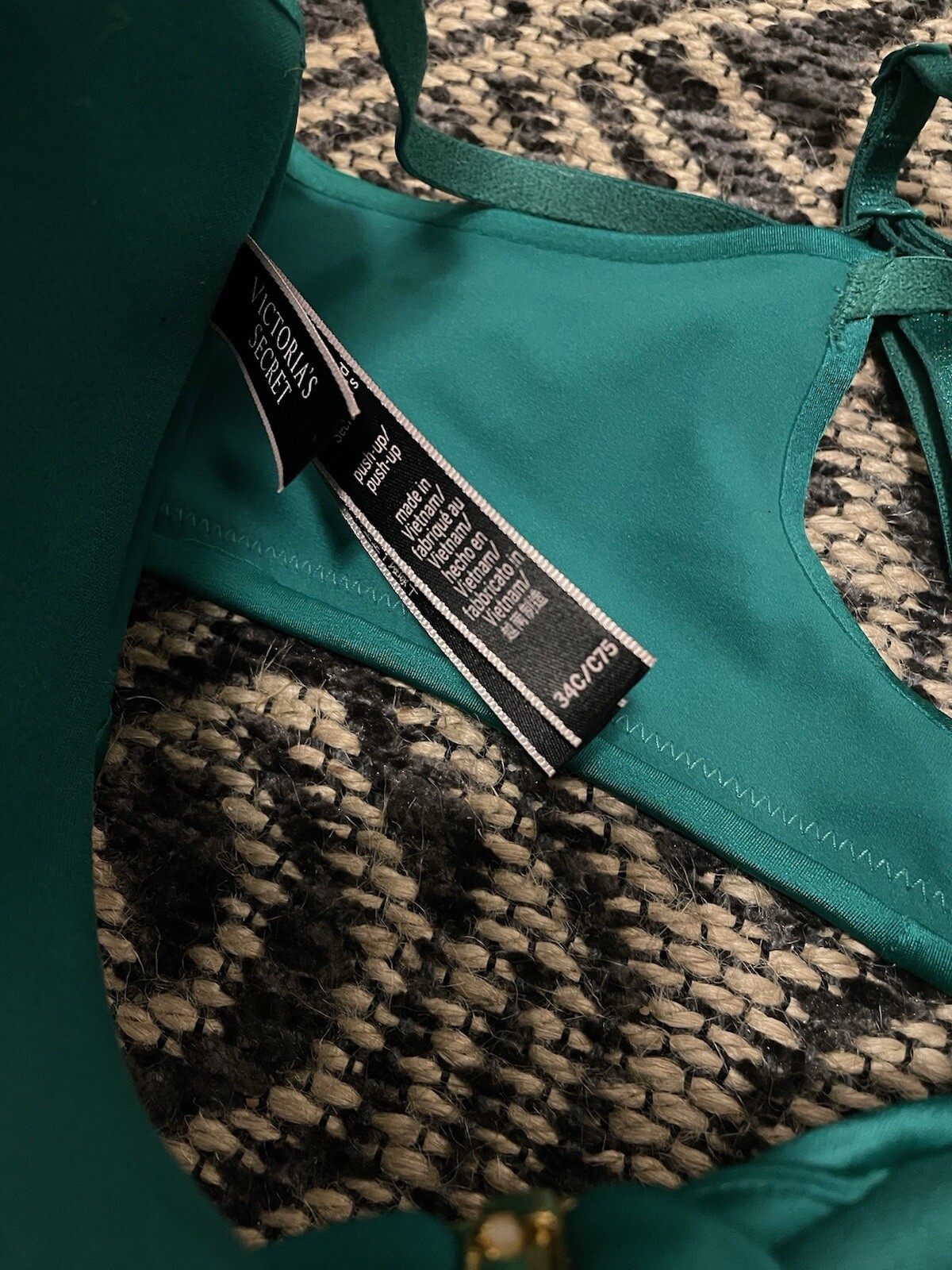 NWT- Victoria Secret Set Slip Chemise Cheeky Brazilian Thong Green Size M 34C