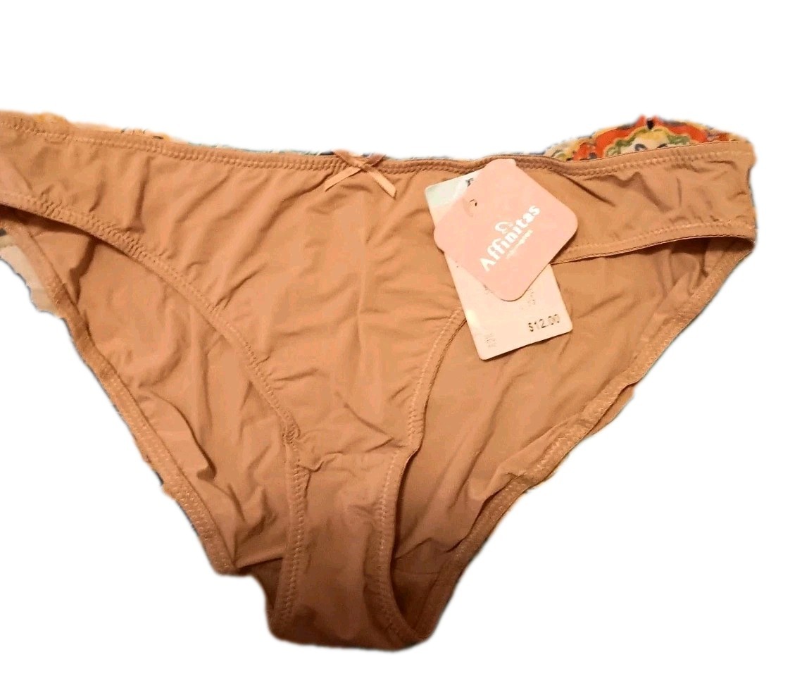 Affinitas Panties Women’s Size XL Beige Hipsters, Bow Comfort NWT $12