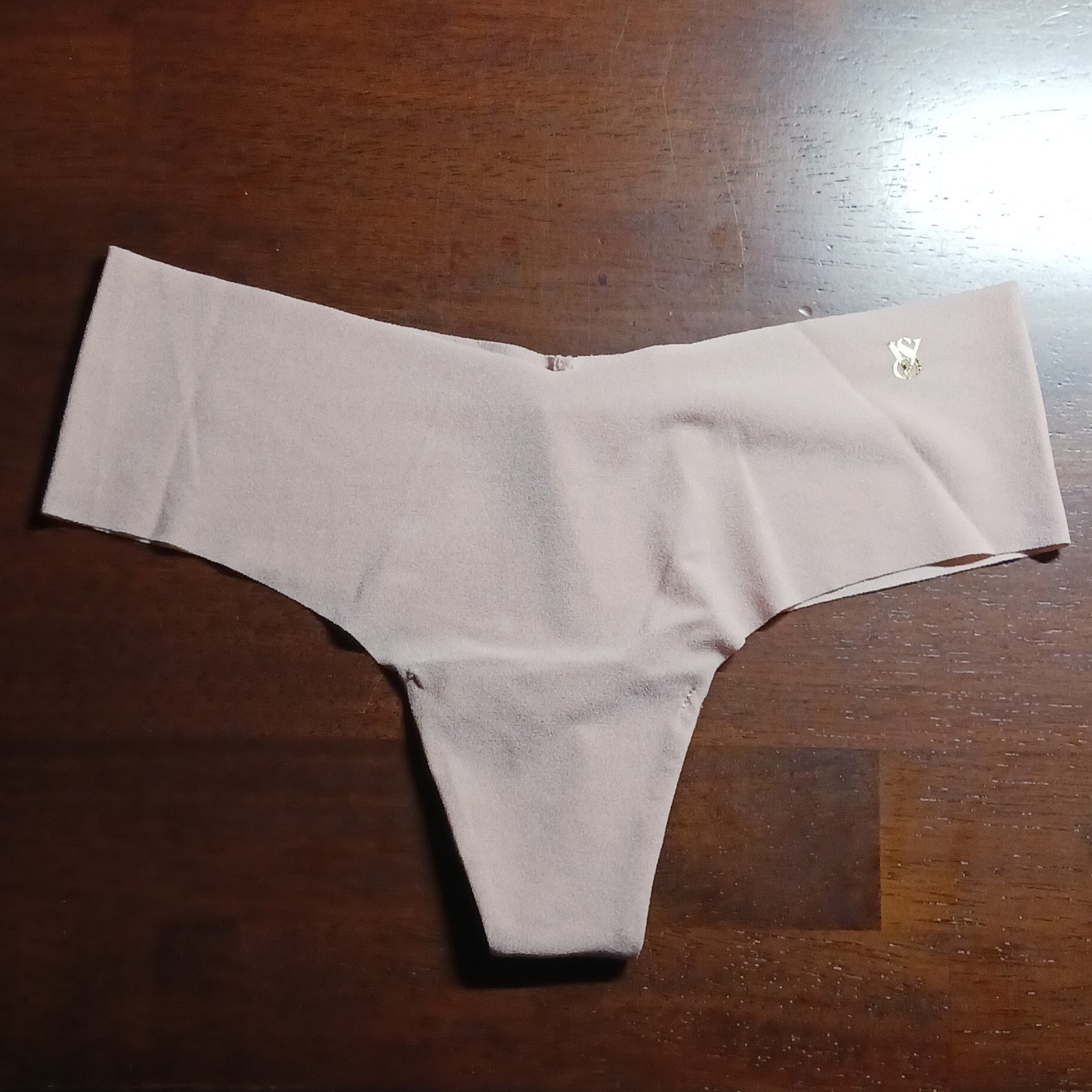 Victoria’s Secret No Show Thong Panties XS Beige Solid Lightweight Stretch
