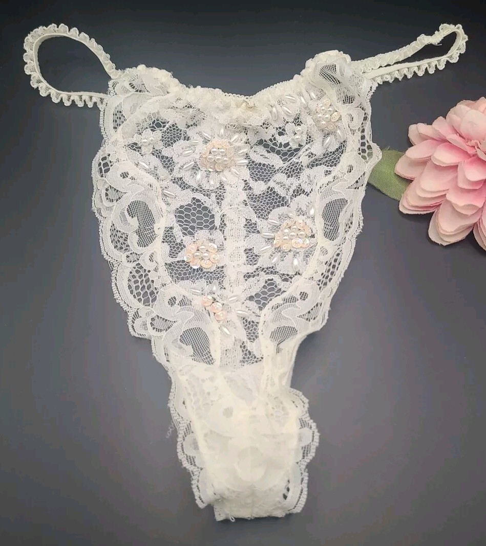 VTG M/L Victorias Secret 80’s 90’s T String G String Thong Panties Beaded Lace