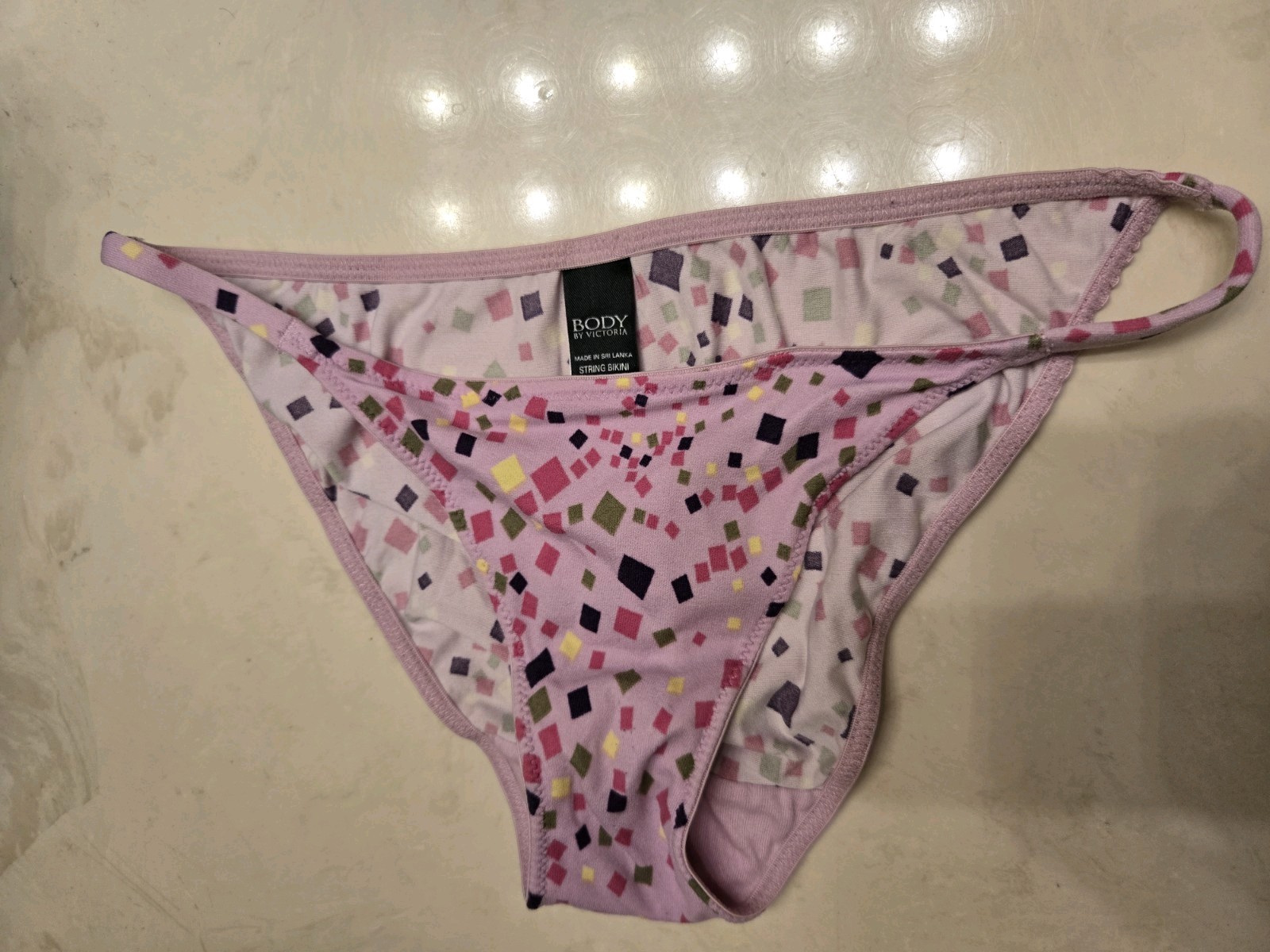 Vintage Victoria’s Secret Body By Victoria String Bikini Panties Small Pink 2003