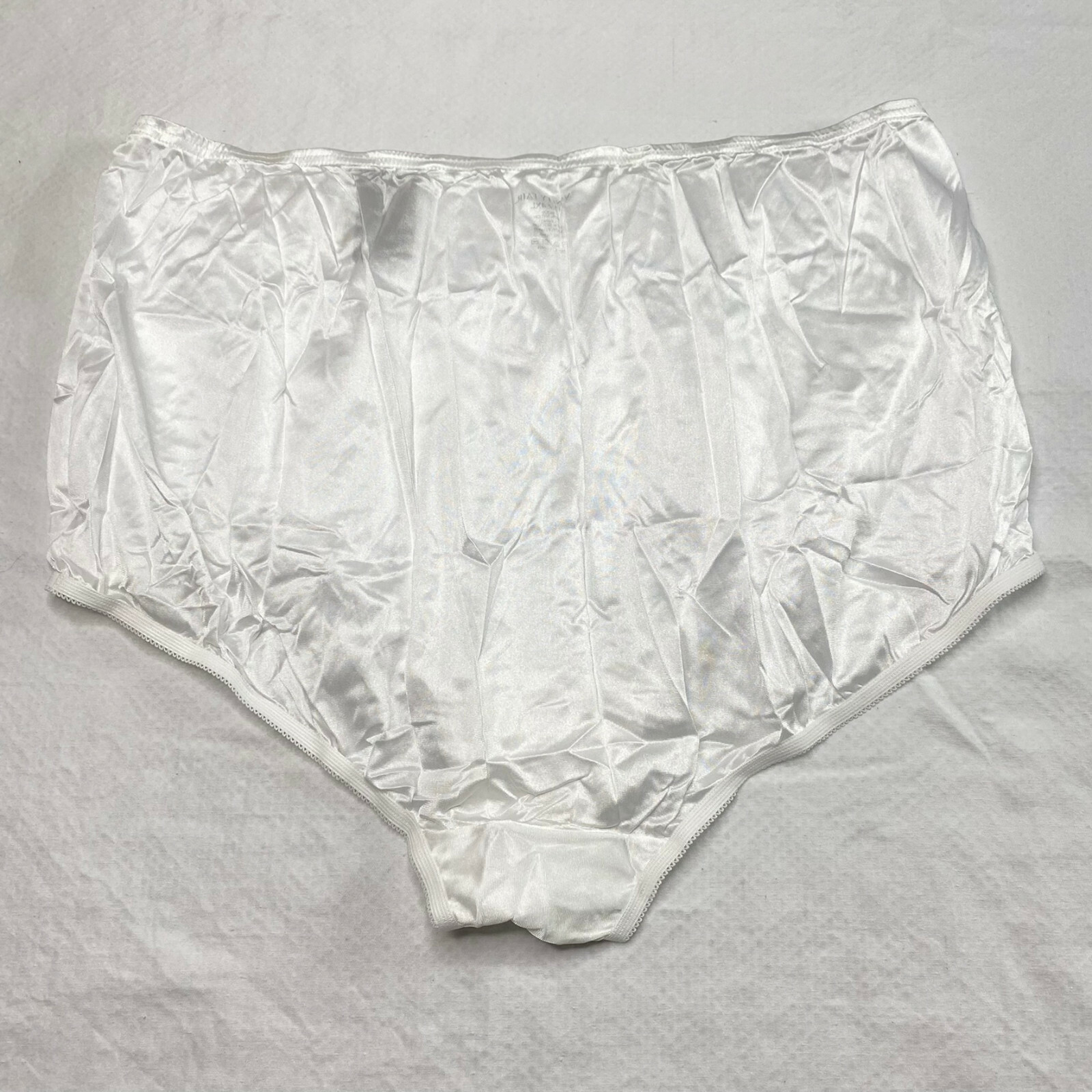 Vanity Fair Panties Brief sz 4XL Shiny White Lightweight Stretch Plus NEW LK29