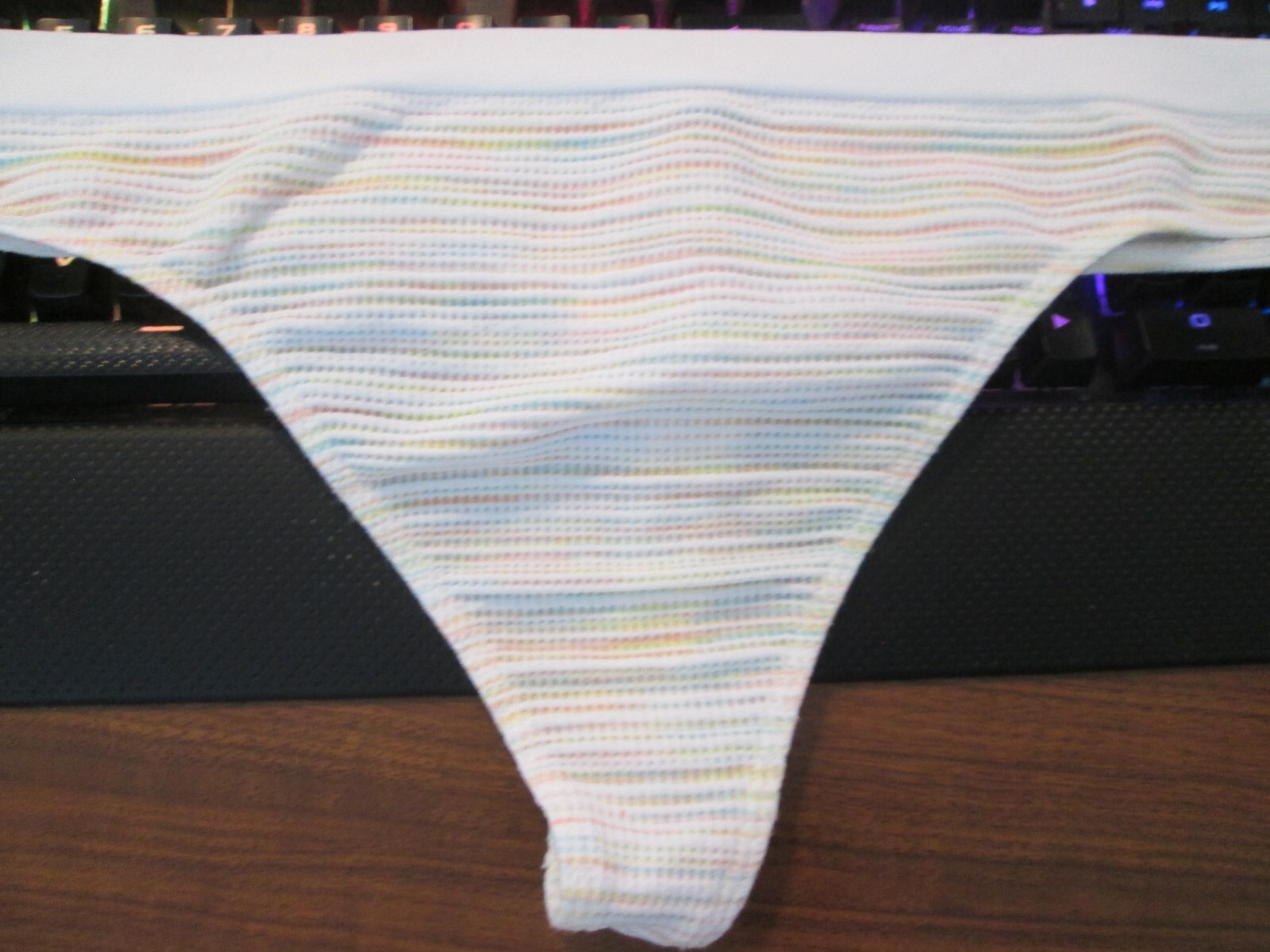 New💖Victoria’s Secret Thong 💲Discounts on 2+💲XS,S,M,L,XL💖Seamless💖