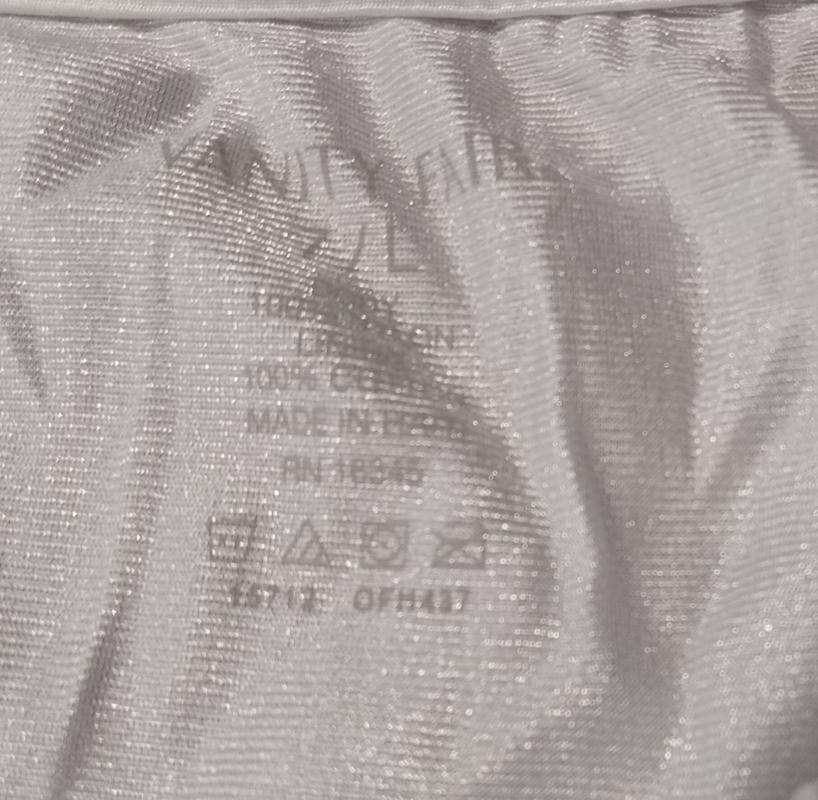 NWTVanity Fair Perfectly Yours 15712 White Sheer Silky Nylon Granny Pantie Sz 7