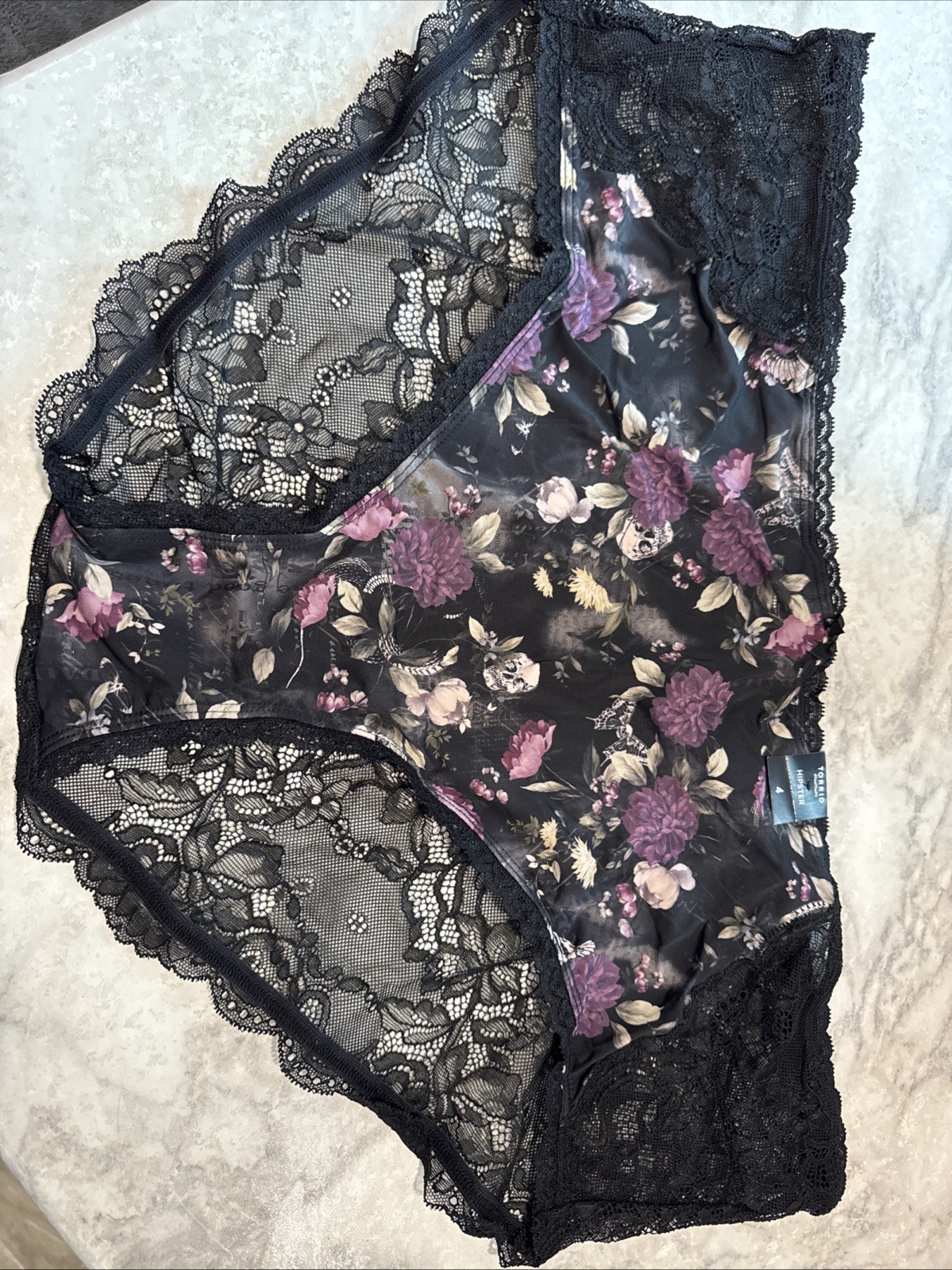 Torrid Women’s Mid Rise Hipster Lace Black Panty Love Letter Floral Black Size 4