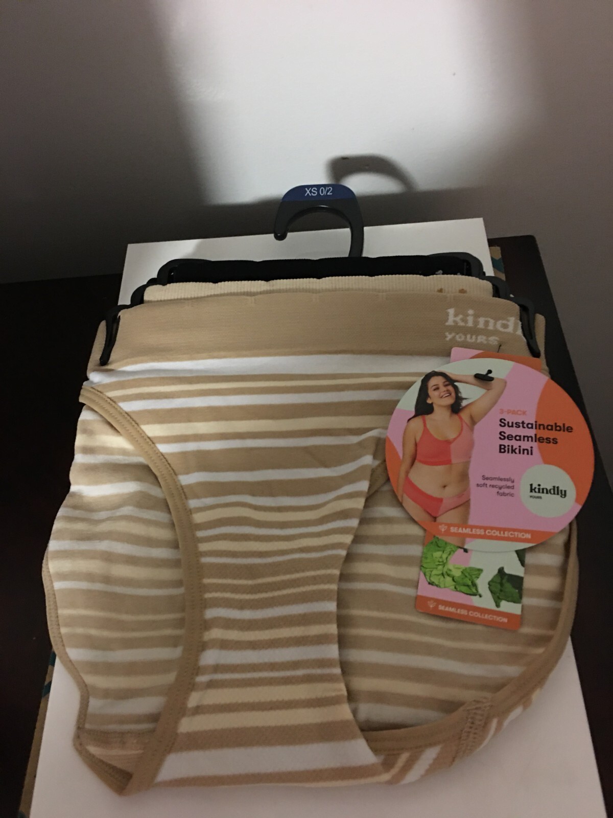 Kindly Yours Women’s SUSTAINABLE SEAMLESS BIKINI UNDERWEAR, 3-Pack X-SMALL 0-2