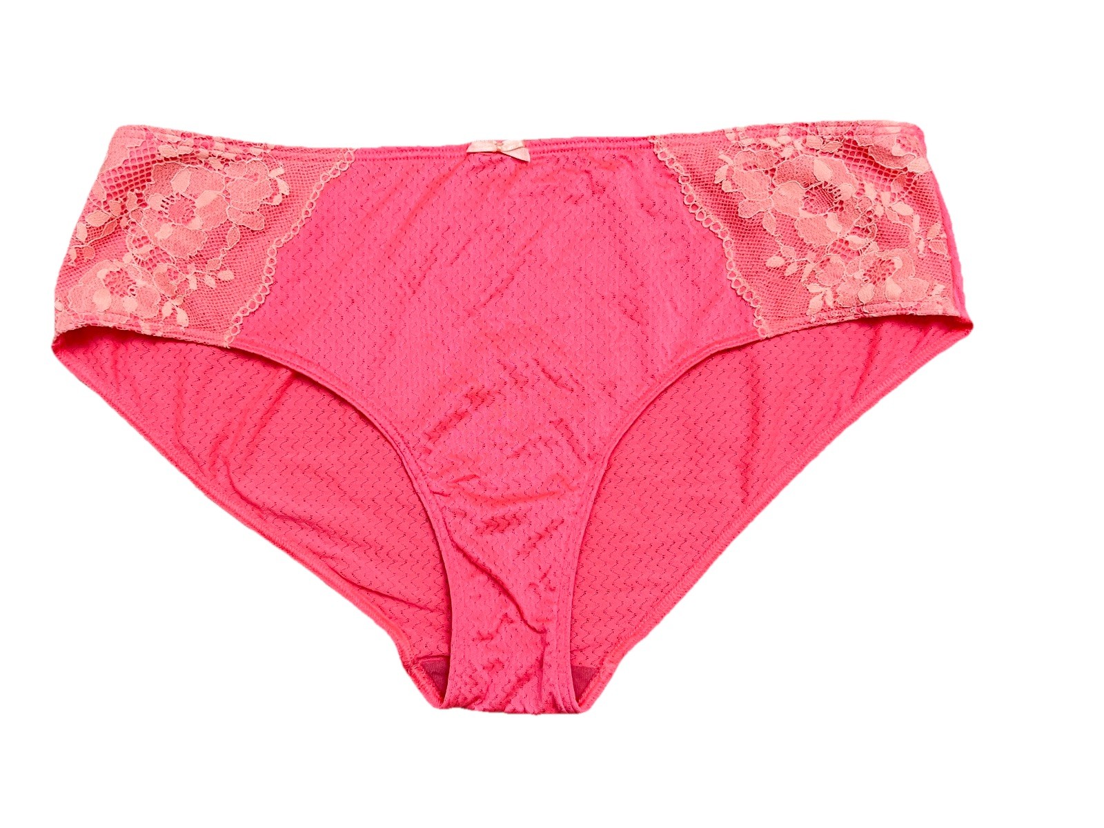 Vintage Victoria’s Secret M Coral Smooth Lace Keyhole Hiphugger Panties Medium