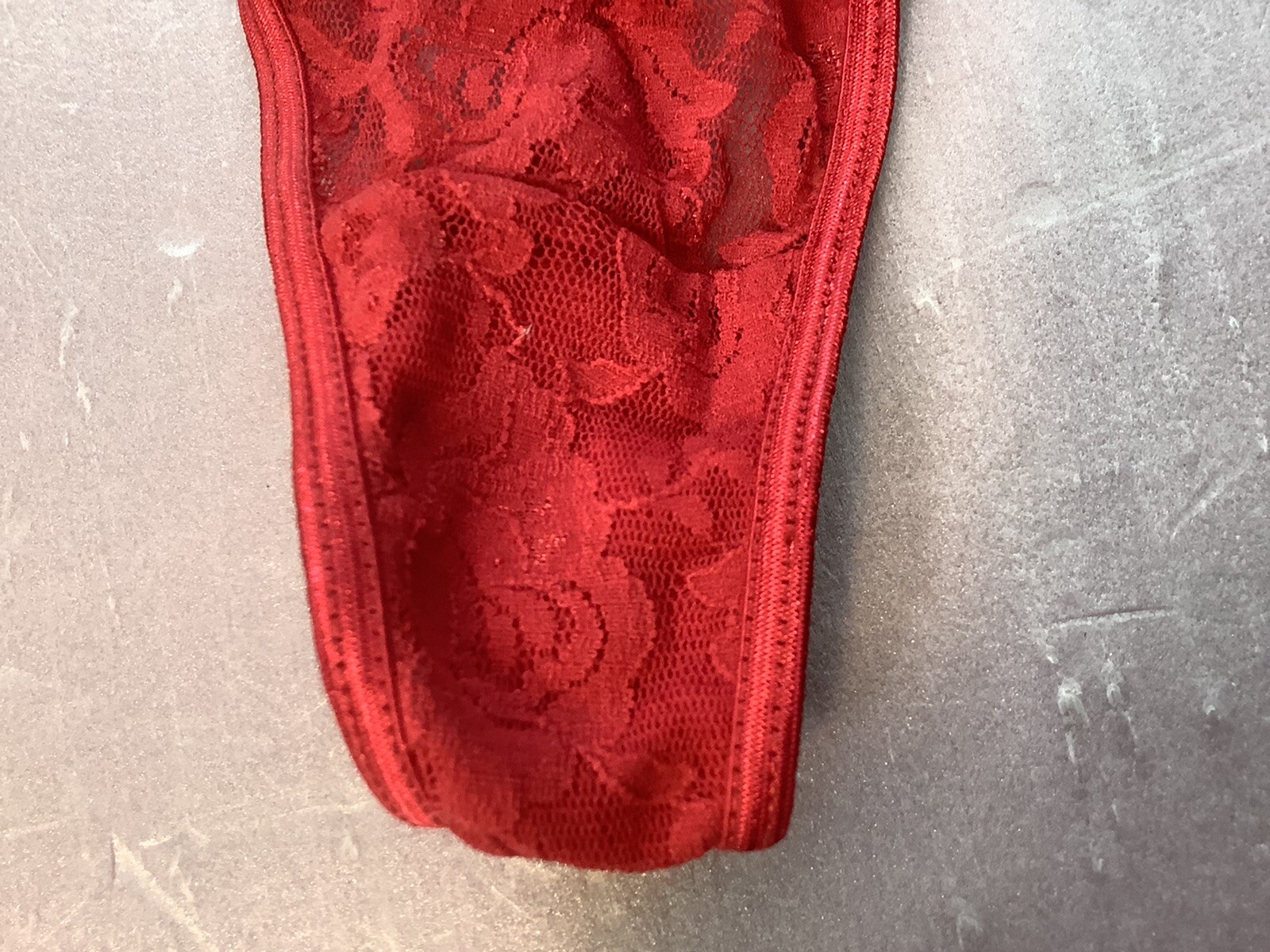 Women Vintage Panties Thongs Secret Treasures Size 7(L.) Red Fishnet Floral