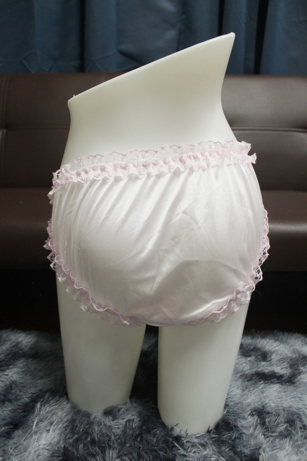 #A353 2XL/ElasticW.24-44″ Vintage Style Pink Nylon Bikini Panties Knickers