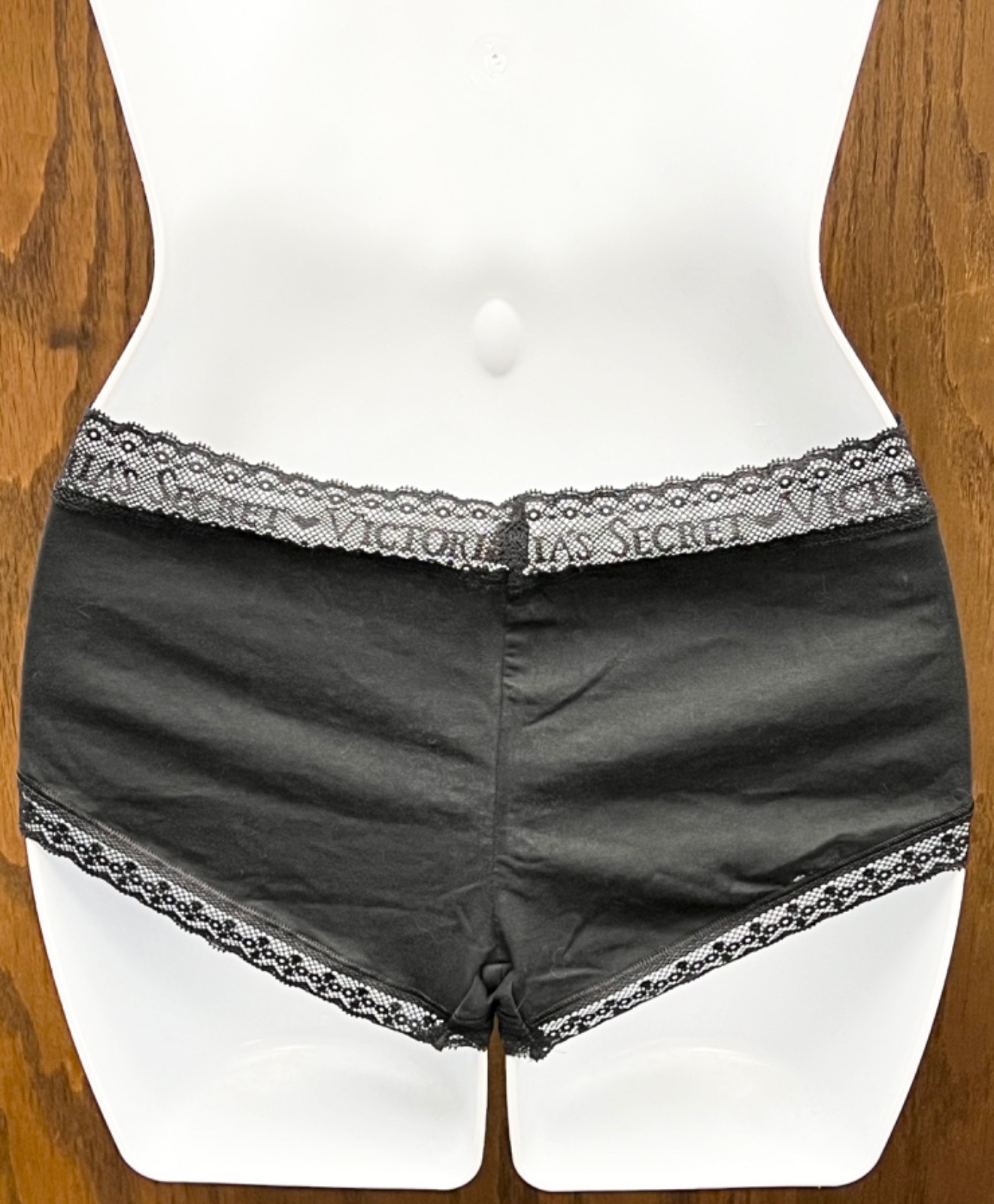 2012 Victoria’s Secret Black Lace Trim Boy Short Underwear New With Tags Size M